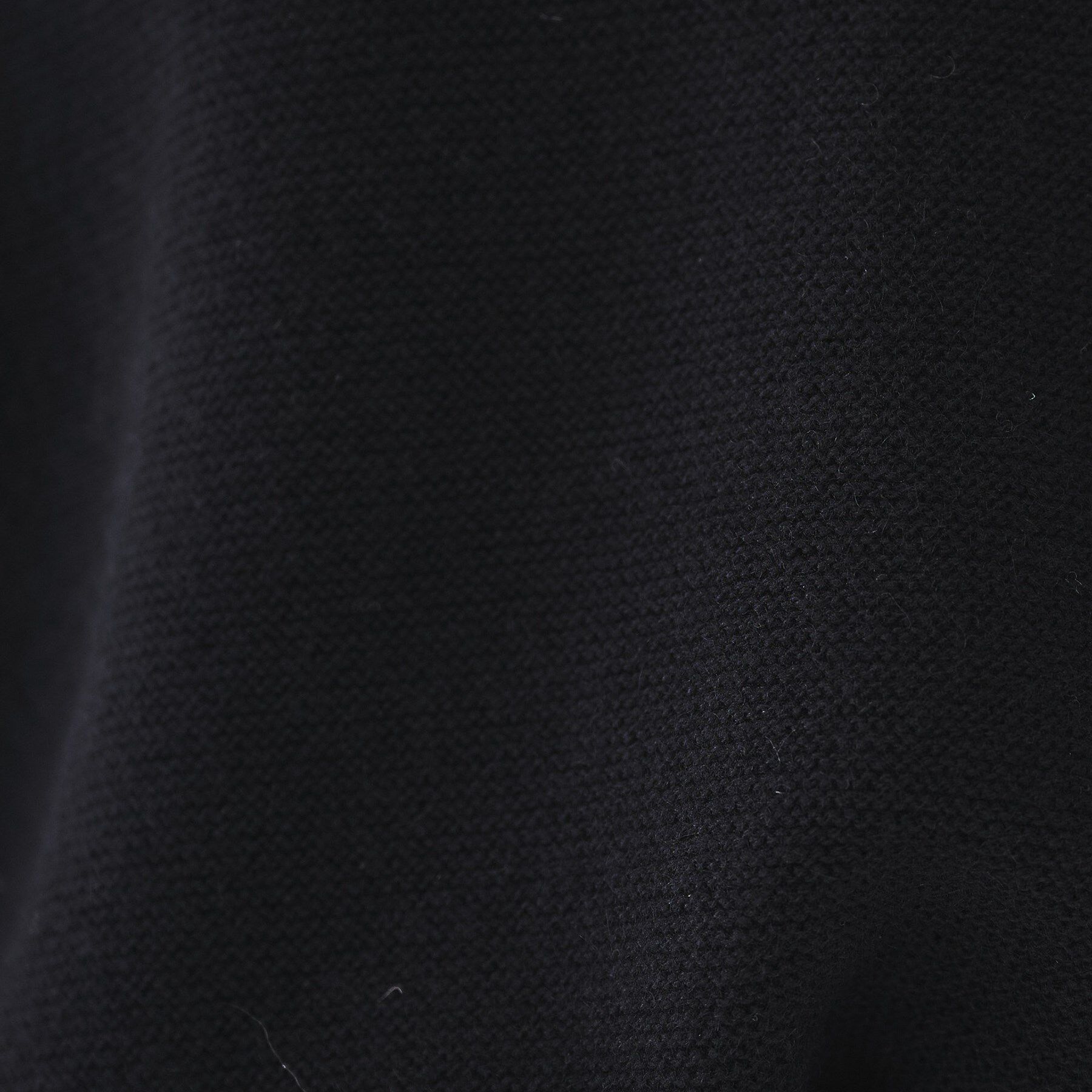 UNTITLED「【体型カバー/日本製/洗える】ウールシルクカシミヤミックス Vネックプルオーバーニット」|ニット・セーター|