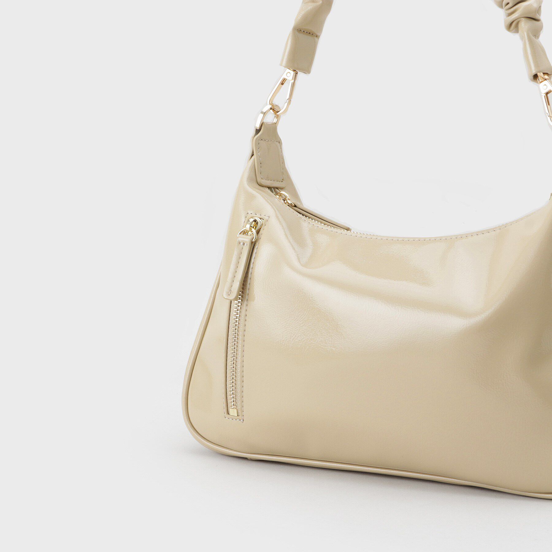 UNTITLED「エナメルシャーリングハンドバッグ」|ハンドバッグ|