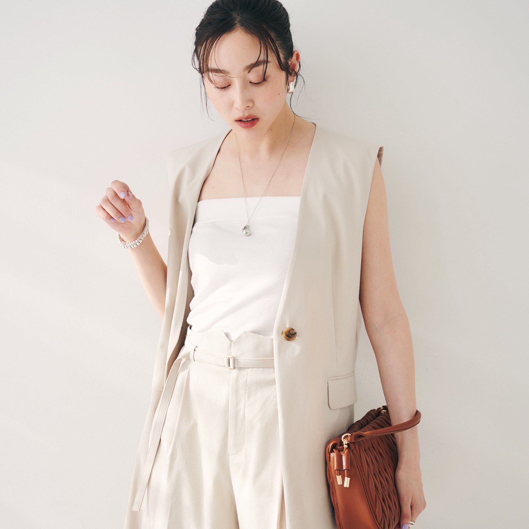 UNTITLED「【セットアップ可能／オンオフ】ラミー混カラーレスジレ」|ベスト・ジレ|ライトベージュ(05