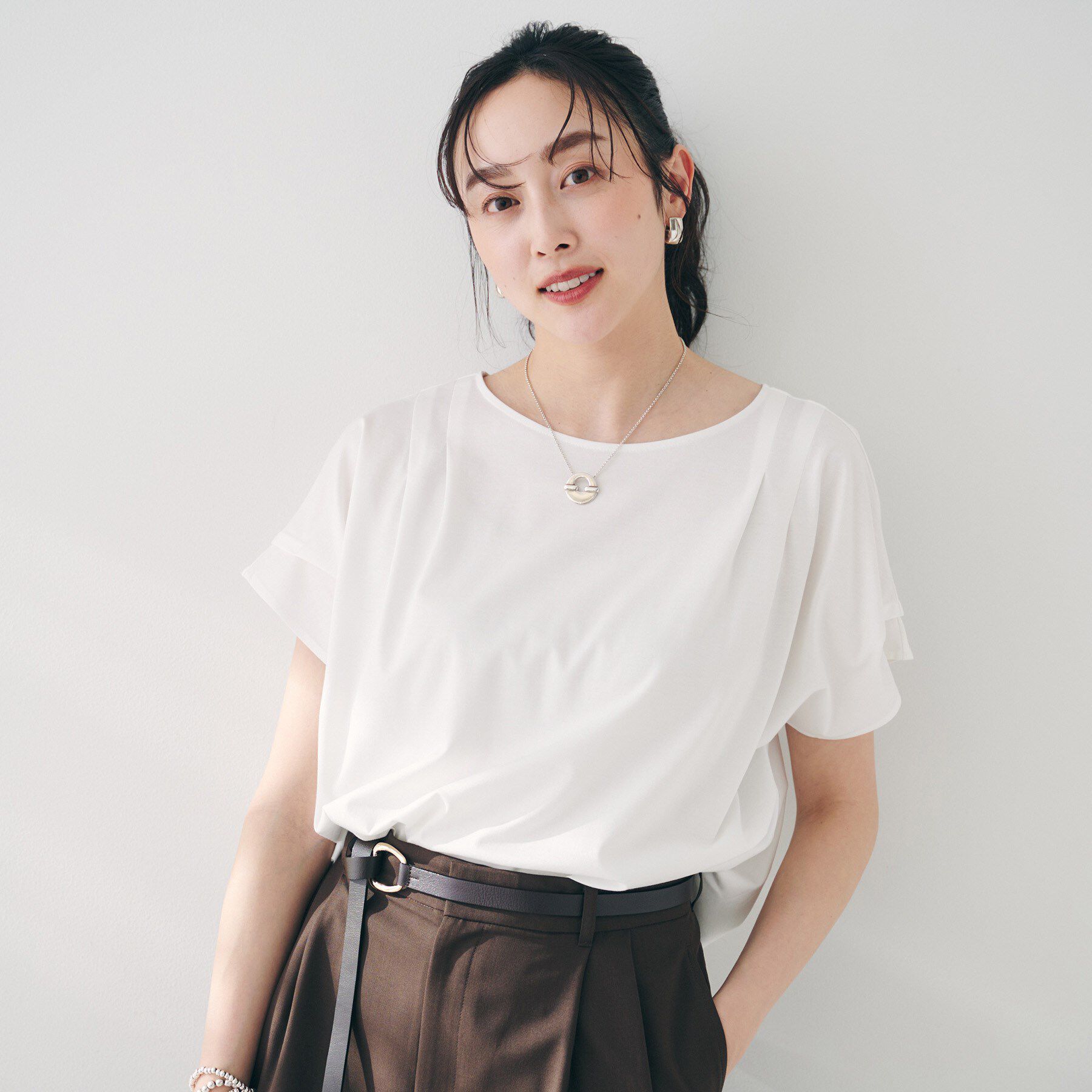 UNTITLED「【洗える】タック入りフレンチスリーブプルオーバー」|Tシャツ・カットソー|オフホワイト(003