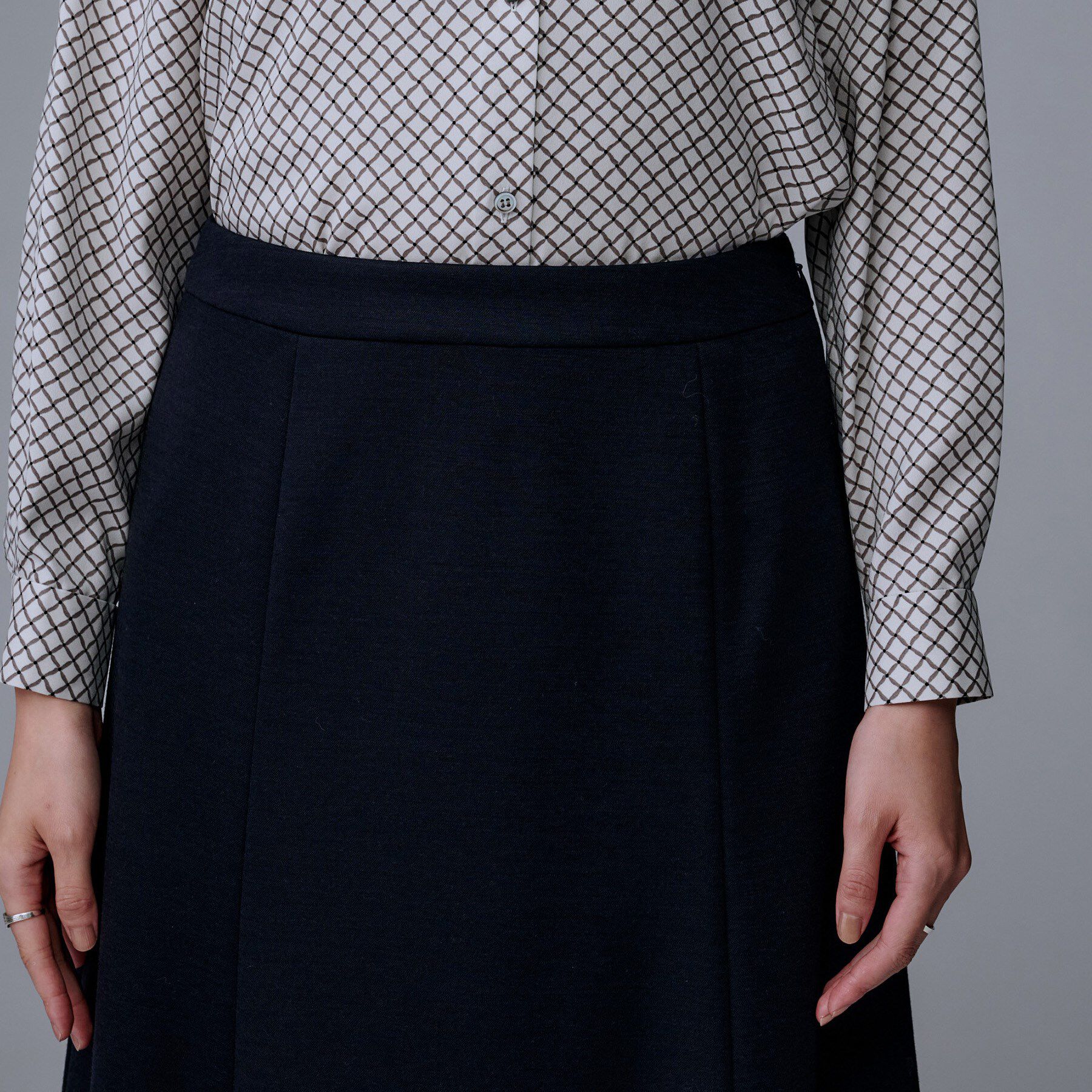 UNTITLED「【洗えるスーツ/ストレッチ】ウール混ジャージ マーメイドスカート」|スカート|