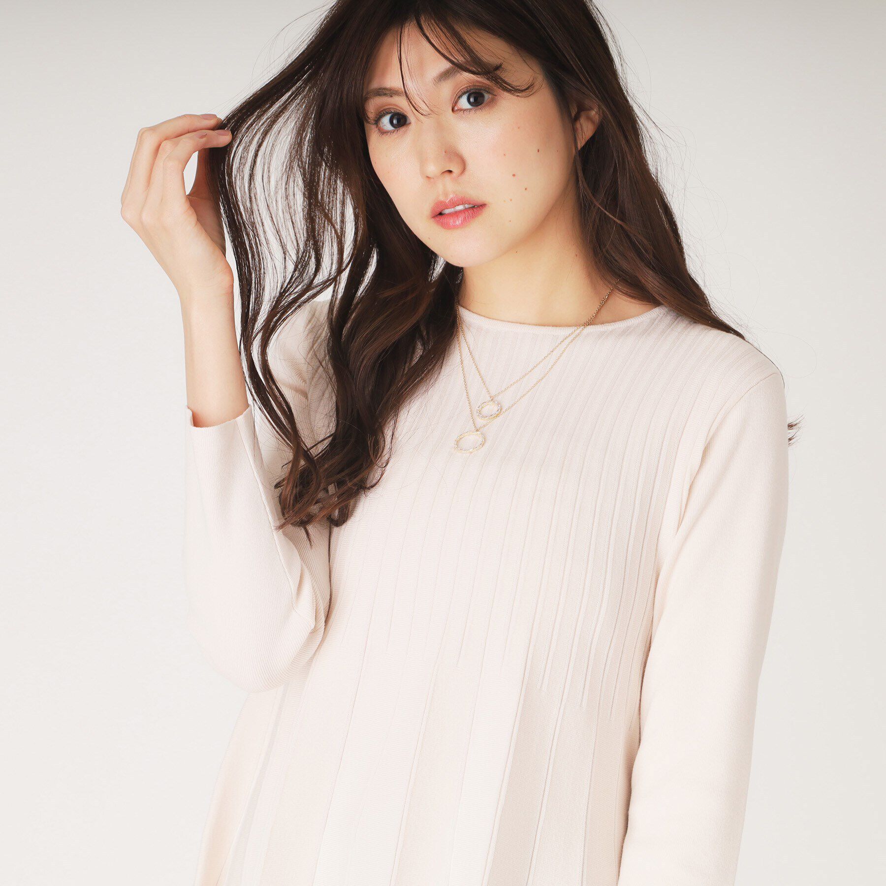 COUP DE CHANCE「【洗える／ヒップ丈】Aラインニットプルオーバー」|ニット・セーター|グレージュ(050)