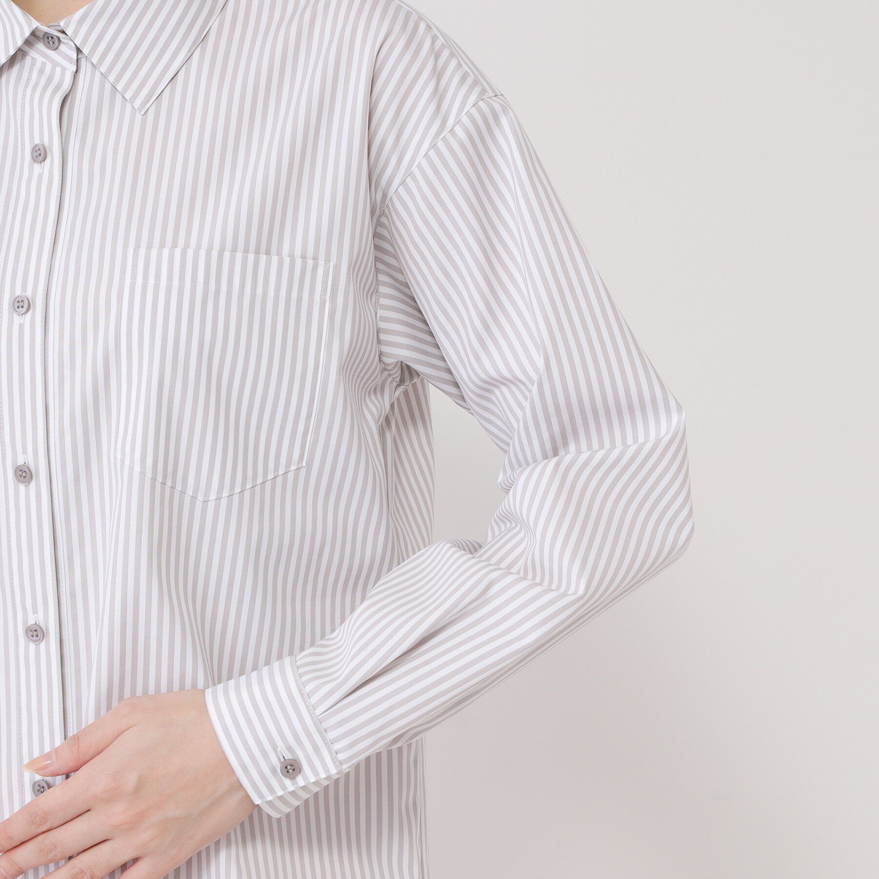 COUP DE CHANCE「【手洗い可／日本製／重ね着にもおすすめ】きれいめブロード素材シャツ」|シャツ・ブラウス|