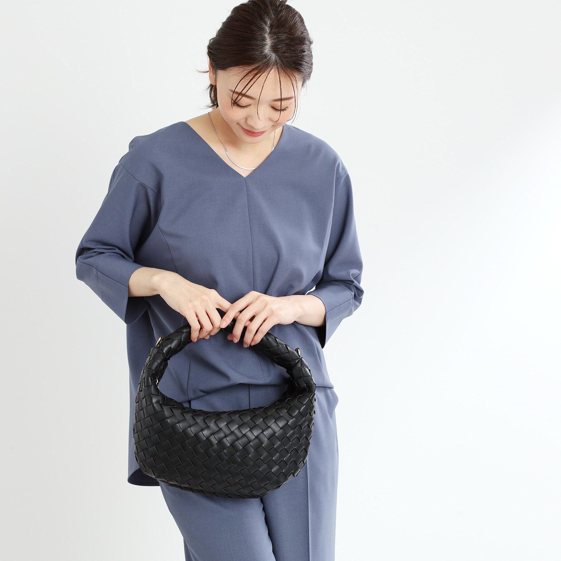 Reflect「【ショルダー付き／長財布も入る！】レザー調メッシュバッグ」|ハンドバッグ|