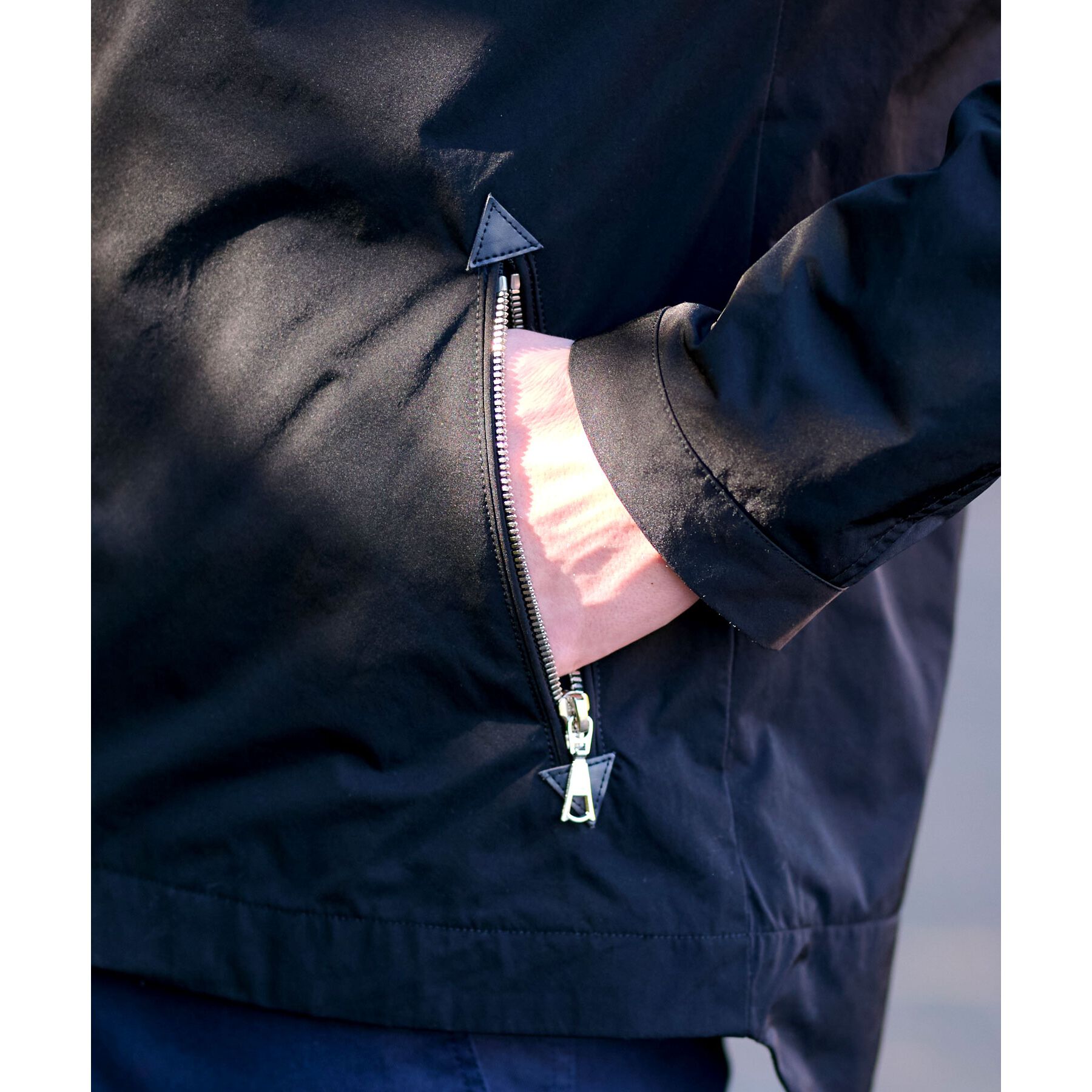 DRESSTERIOR「LIMONTA ハイスペックパーカ」|ブルゾン・スタジャン|