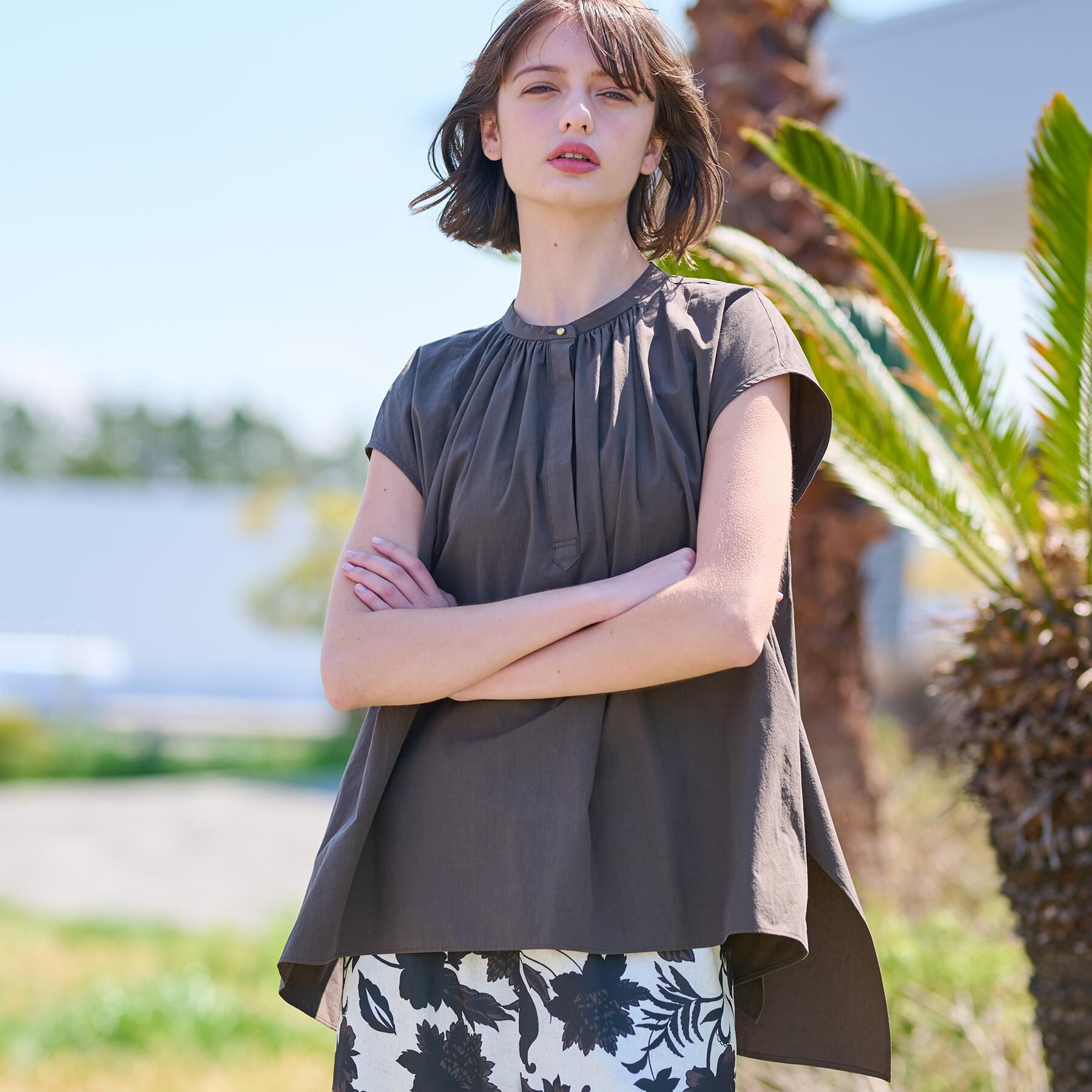 DRESSTERIOR「【コットン100％/洗える】フレンチスリーブイレギュラーヘムブラウス」|シャツ・ブラウス|