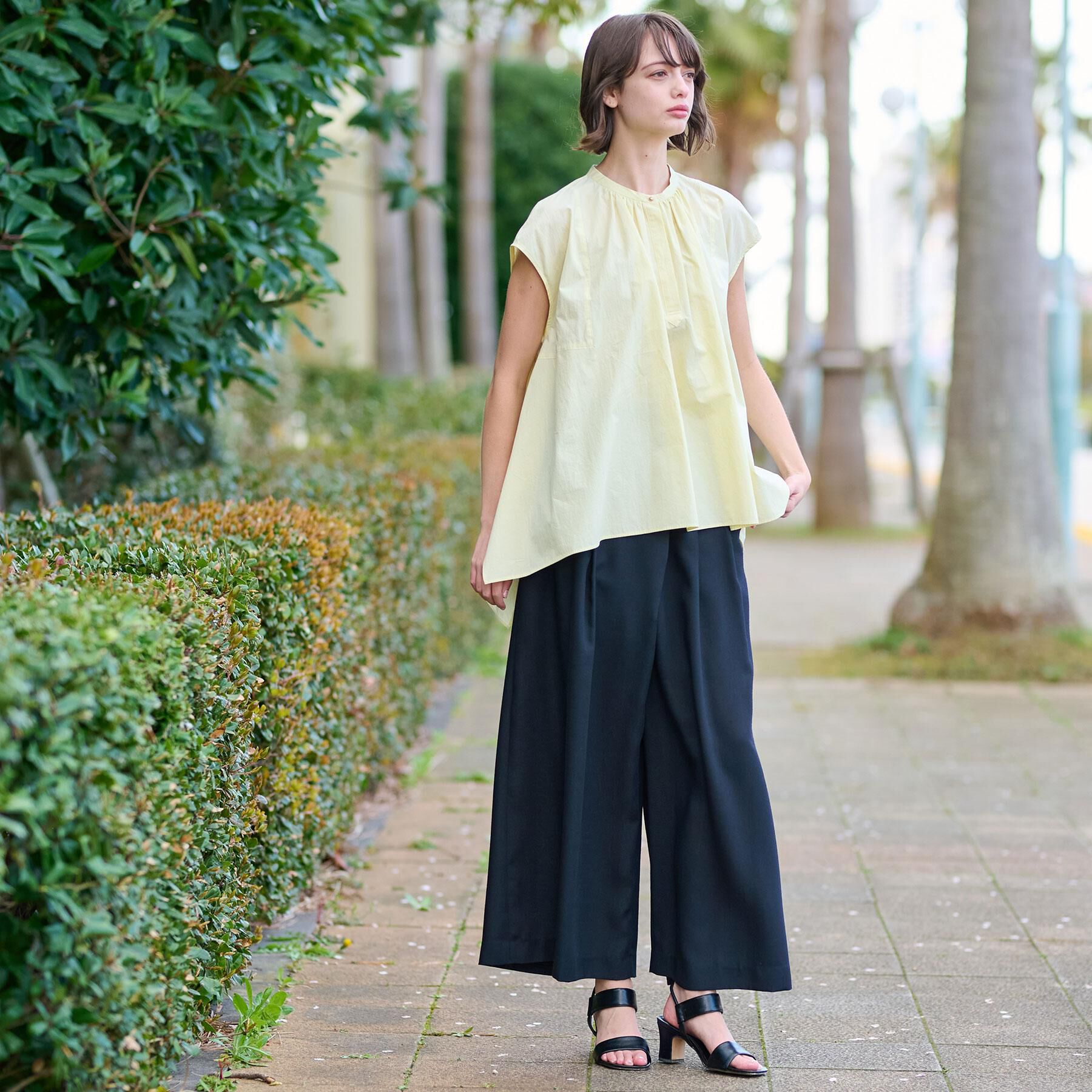 DRESSTERIOR「【コットン100％/洗える】フレンチスリーブイレギュラーヘムブラウス」|シャツ・ブラウス|