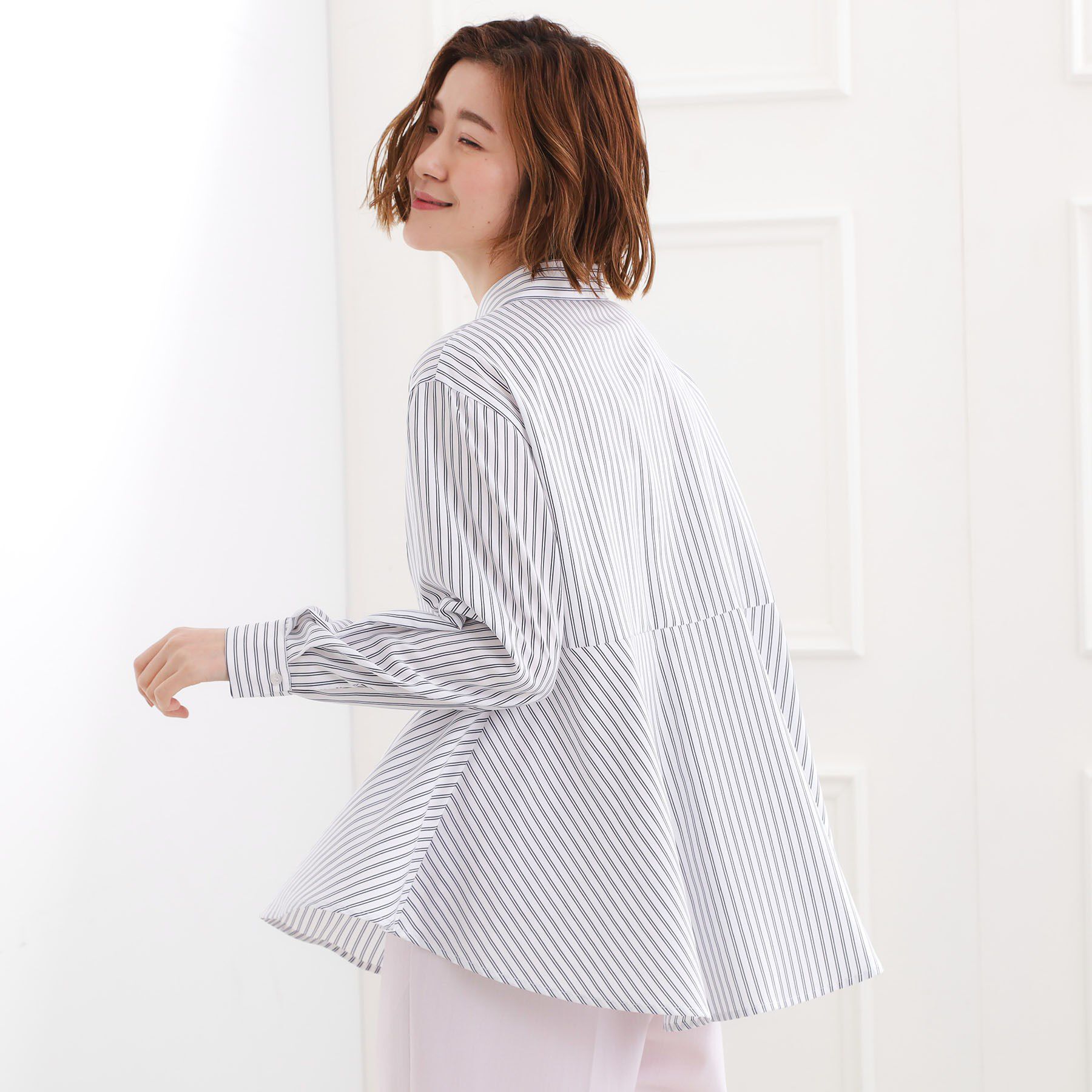 grove「【体型カバー】一枚でもレイヤードでも、ペプラムフレアシャツ」|シャツ・ブラウス|オフストライプ(30