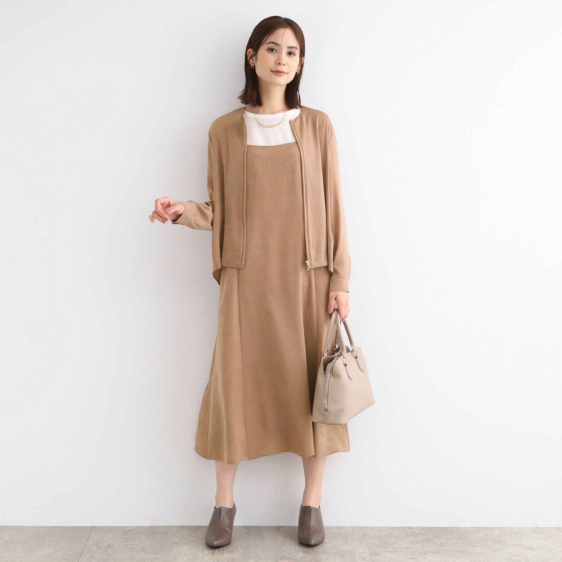 INDIVI「【洗える／UVケア】スエード調サテンジップブラウス」|シャツ・ブラウス|