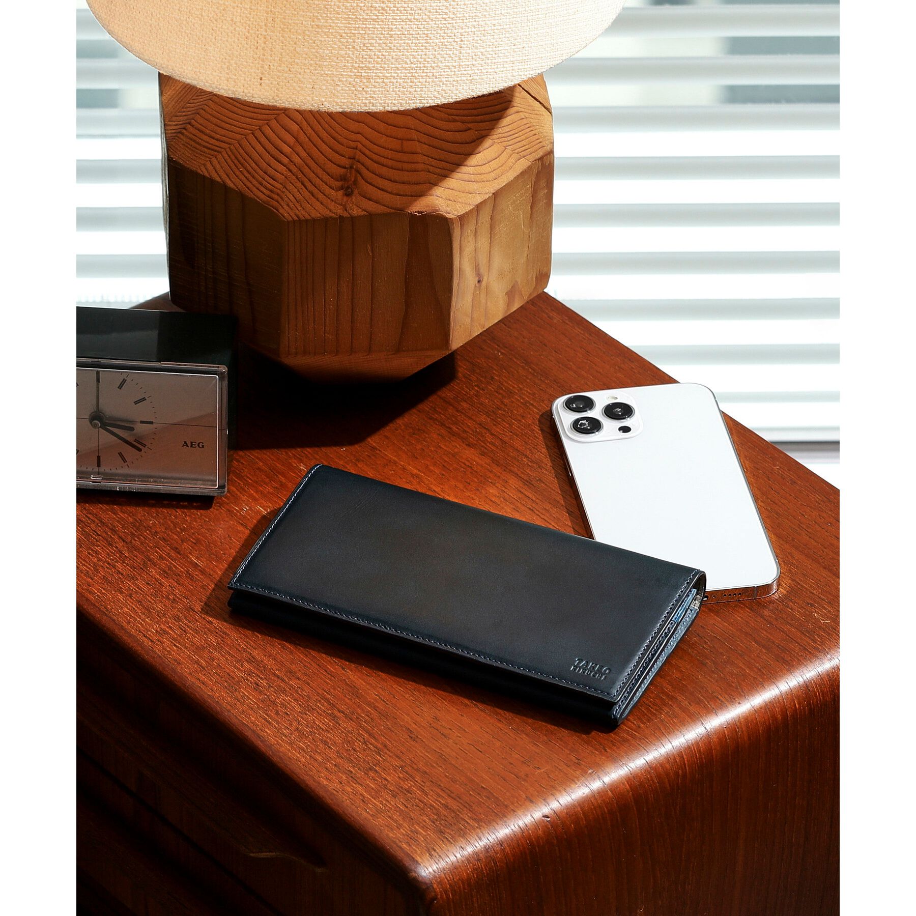 TAKEO KIKUCHI「アンティーク調レザー 2つ折り長財布」|財布|