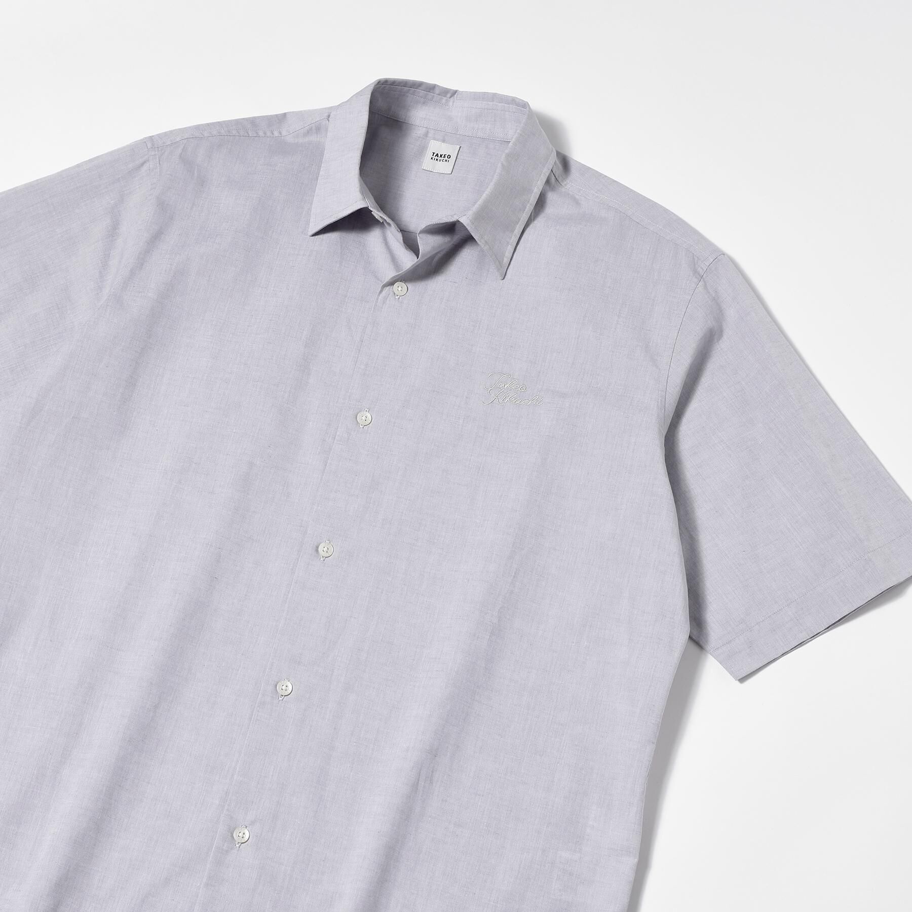 TAKEO KIKUCHI「【LIMITED】ワンポイントロゴ刺繍 綿麻半袖シャツ」|シャツ・ブラウス|グレー(012)