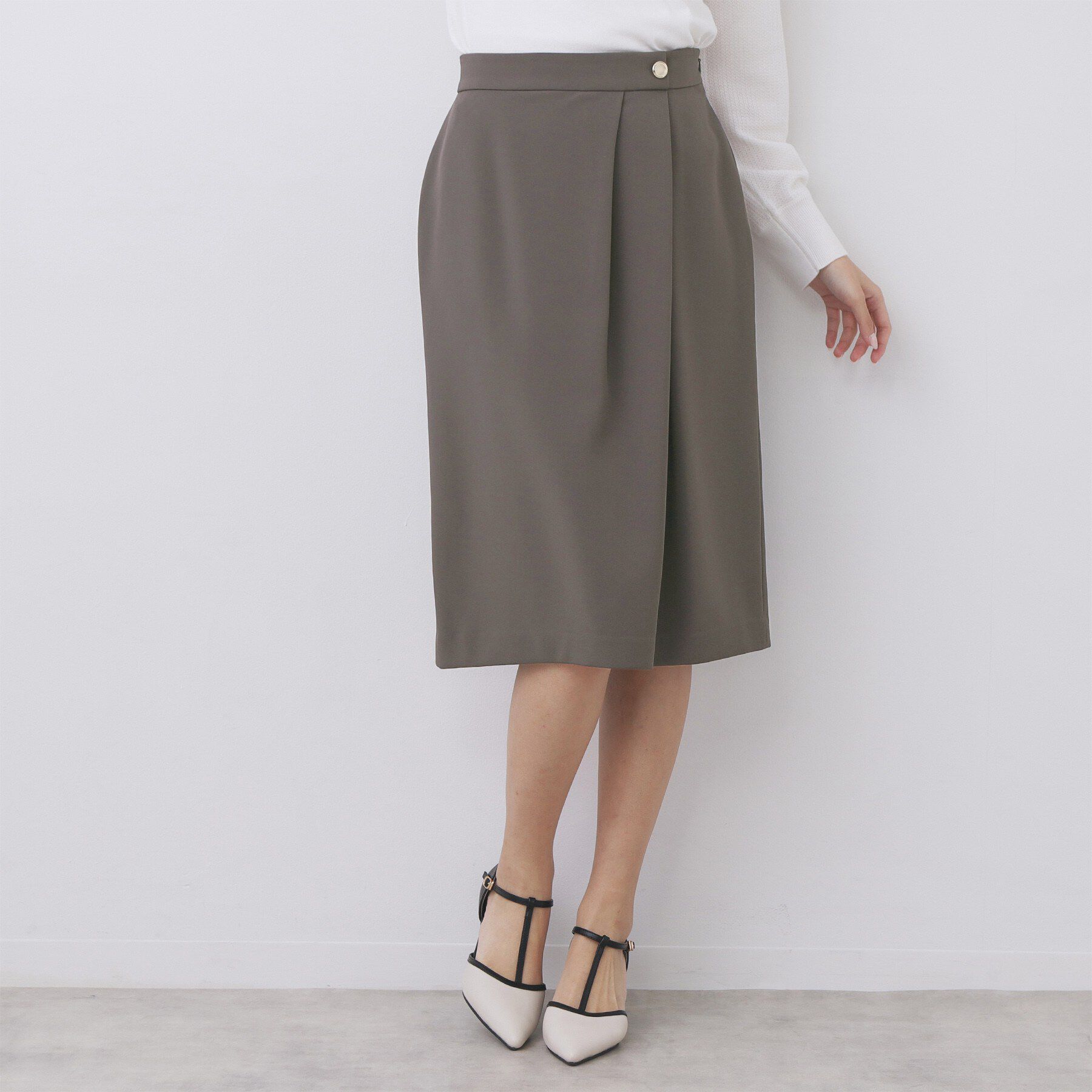 index「アシンメトリーストレッチタックスカート/セットアップ対応【洗濯機OK/防シワ/イージーアイロン】」|スカート|