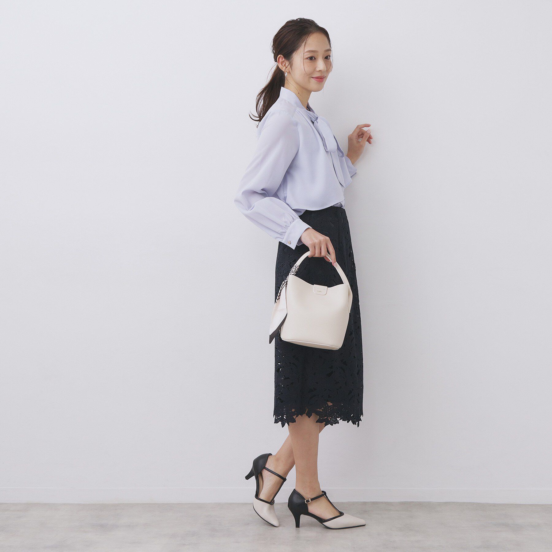 index「ストライプスカーフ付きミドルバッグ【2WAY】」|トートバッグ|