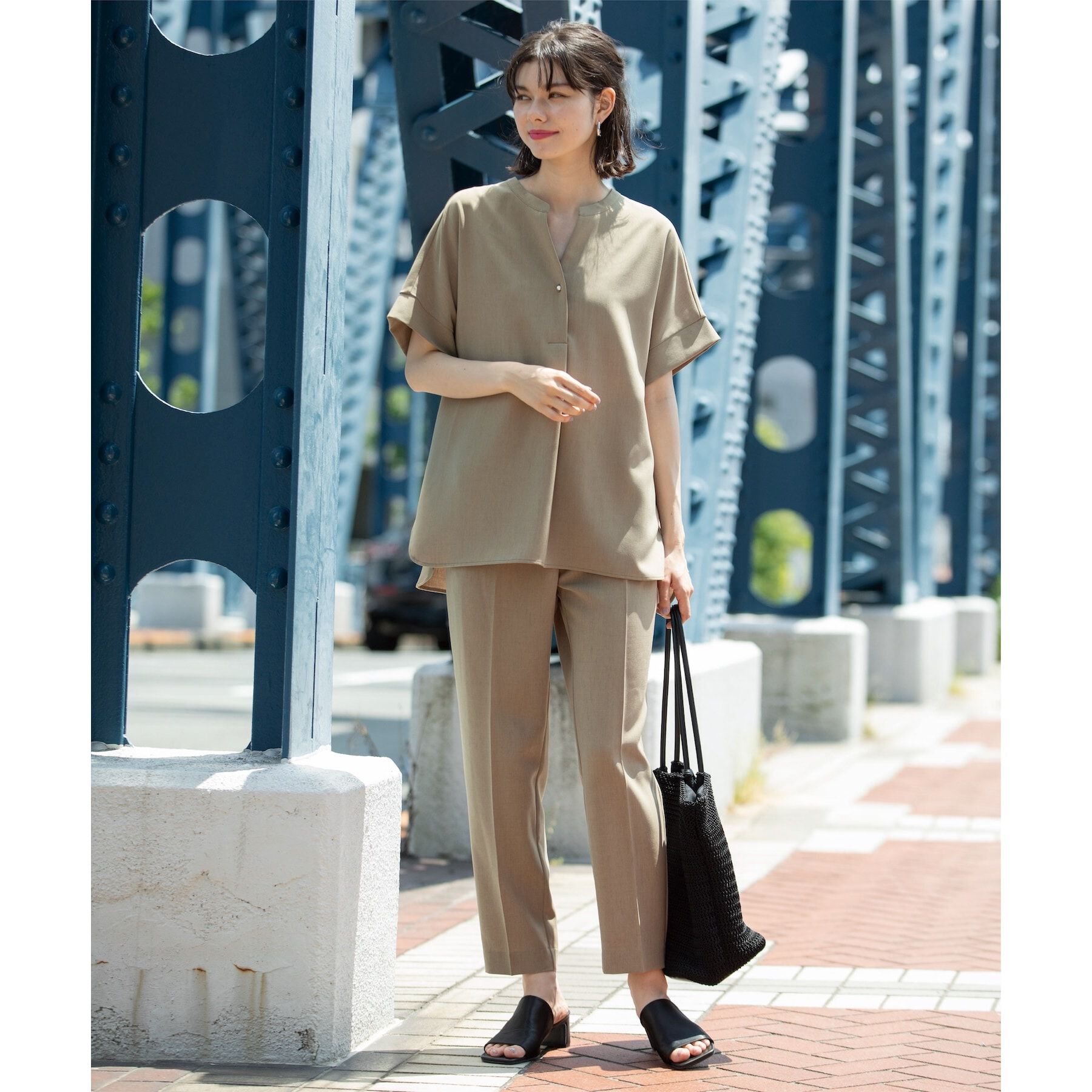 OPAQUE.CLIP「《SS-LLsize≫パール調ボタンスキッパーブラウス/セットアップ対応【防シワ/ストレッチ/抗ピル」|シャツ・ブラウス|