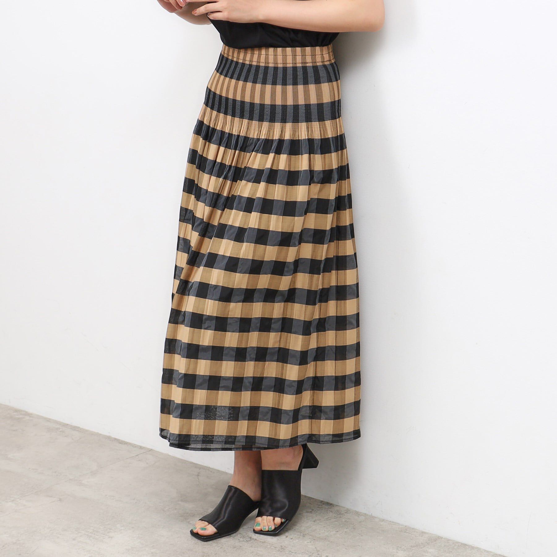 OPAQUE.CLIP「【リバーシブル】チェック／ストライプフレアスカート【洗濯機洗い可】」|スカート|ベージュ(252)