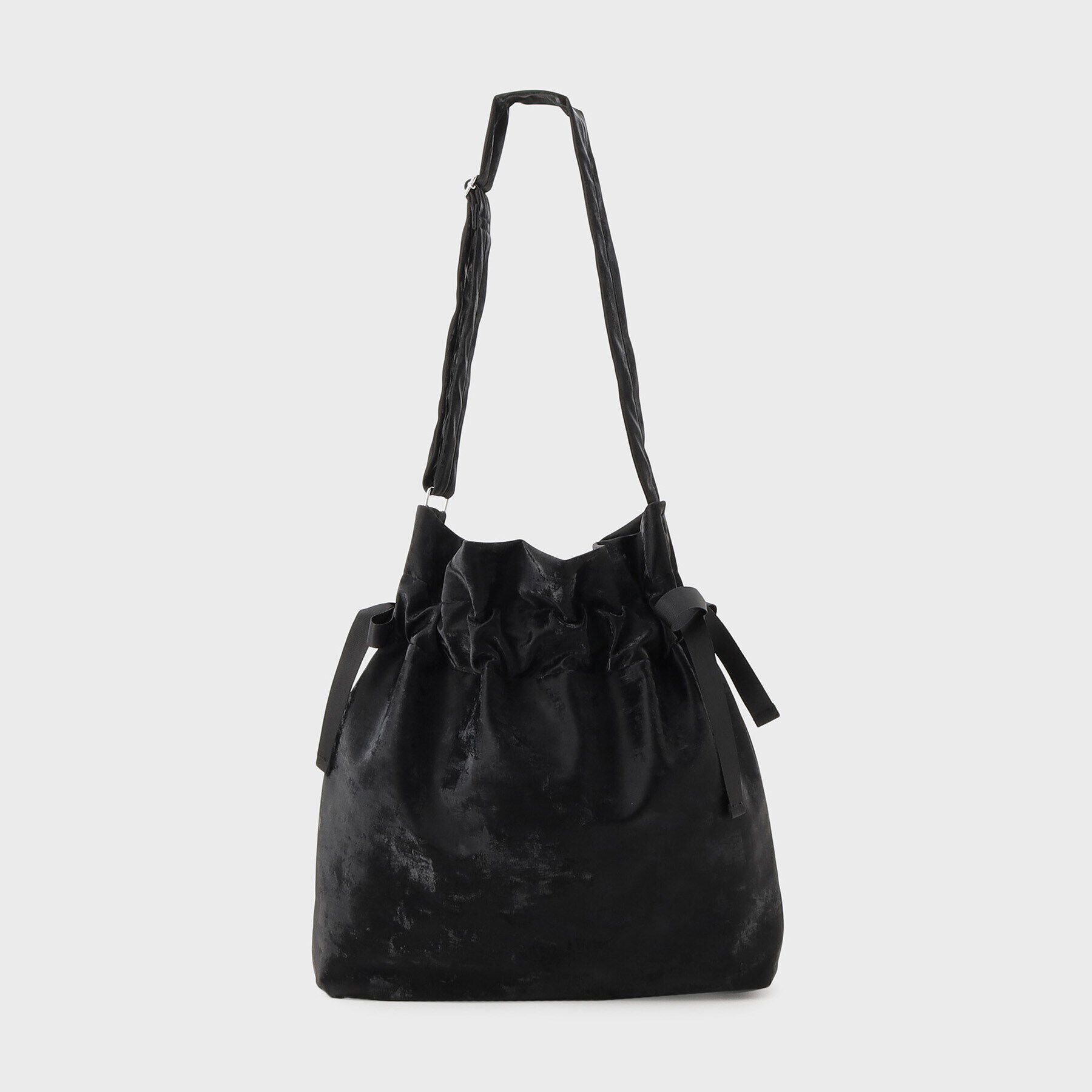 OPAQUE.CLIP「【2WAY／A4サイズ対応】ドローストリングサイドリボンショルダーバッグ」|ショルダー・メッセンジャー|ブラック(019)