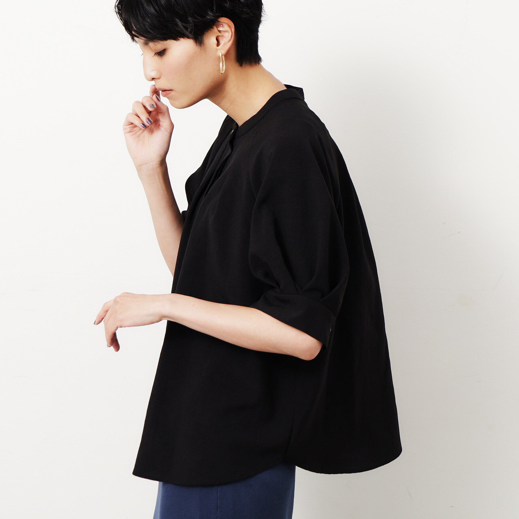 OPAQUE.CLIP「リネンライク タックデザインブラウス【洗濯機洗い可】」|シャツ・ブラウス|