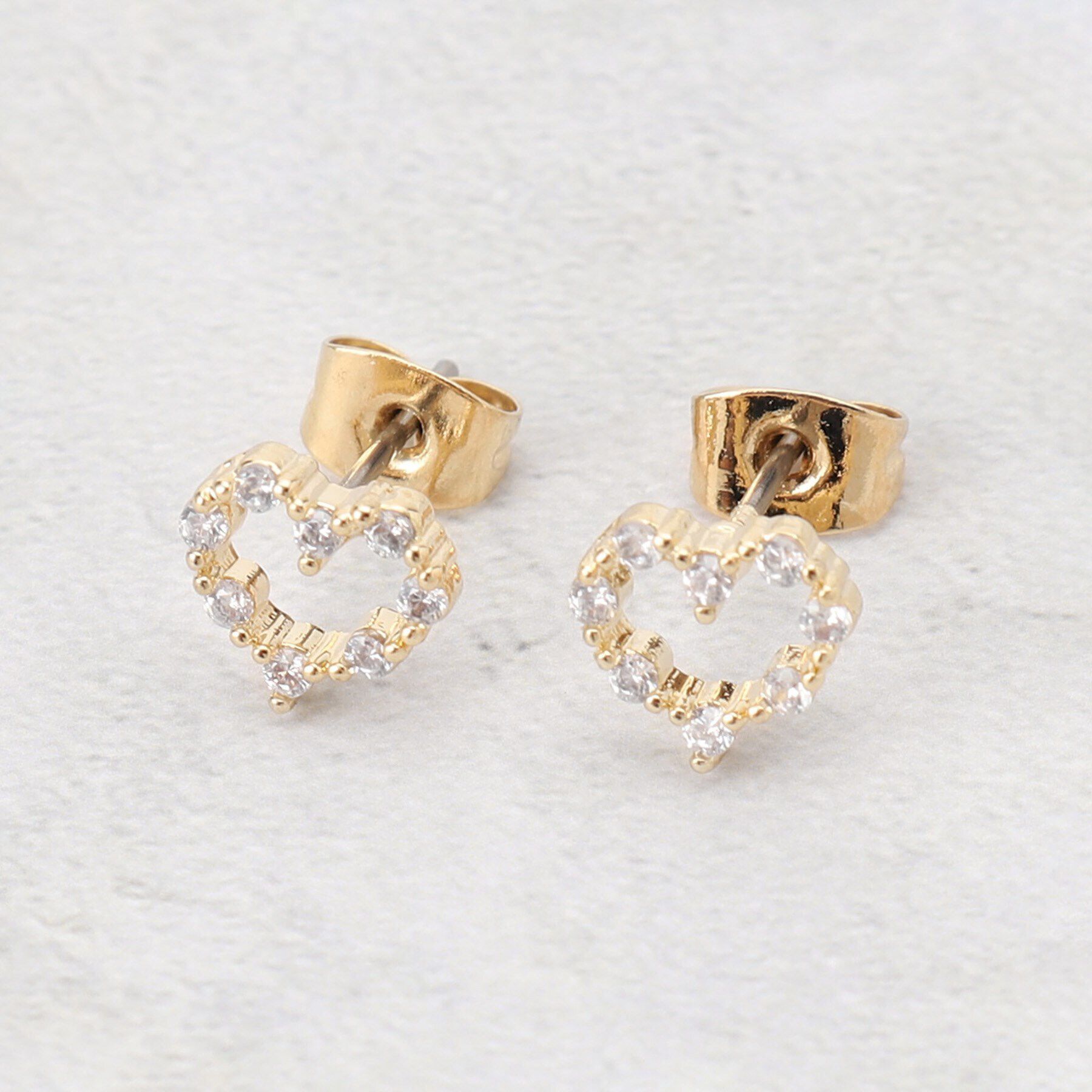 OPAQUE.CLIP「キラキラハートミニピアス」|ピアス|