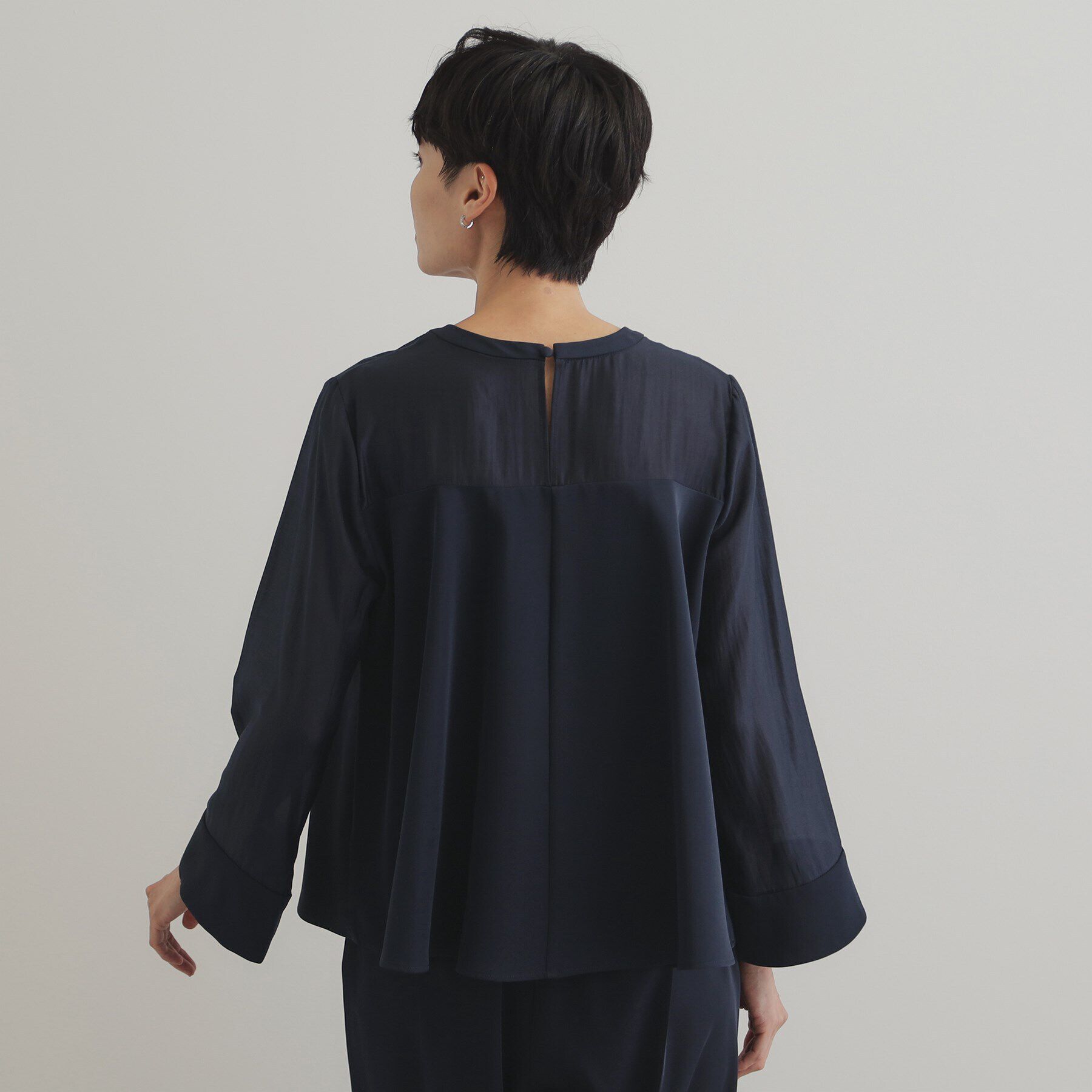 OPAQUE.CLIP「《ツインセット》ドッキングブラウス&times;テーパードパンツ／オケージョン対応【洗濯機洗い可】」|スーツ|