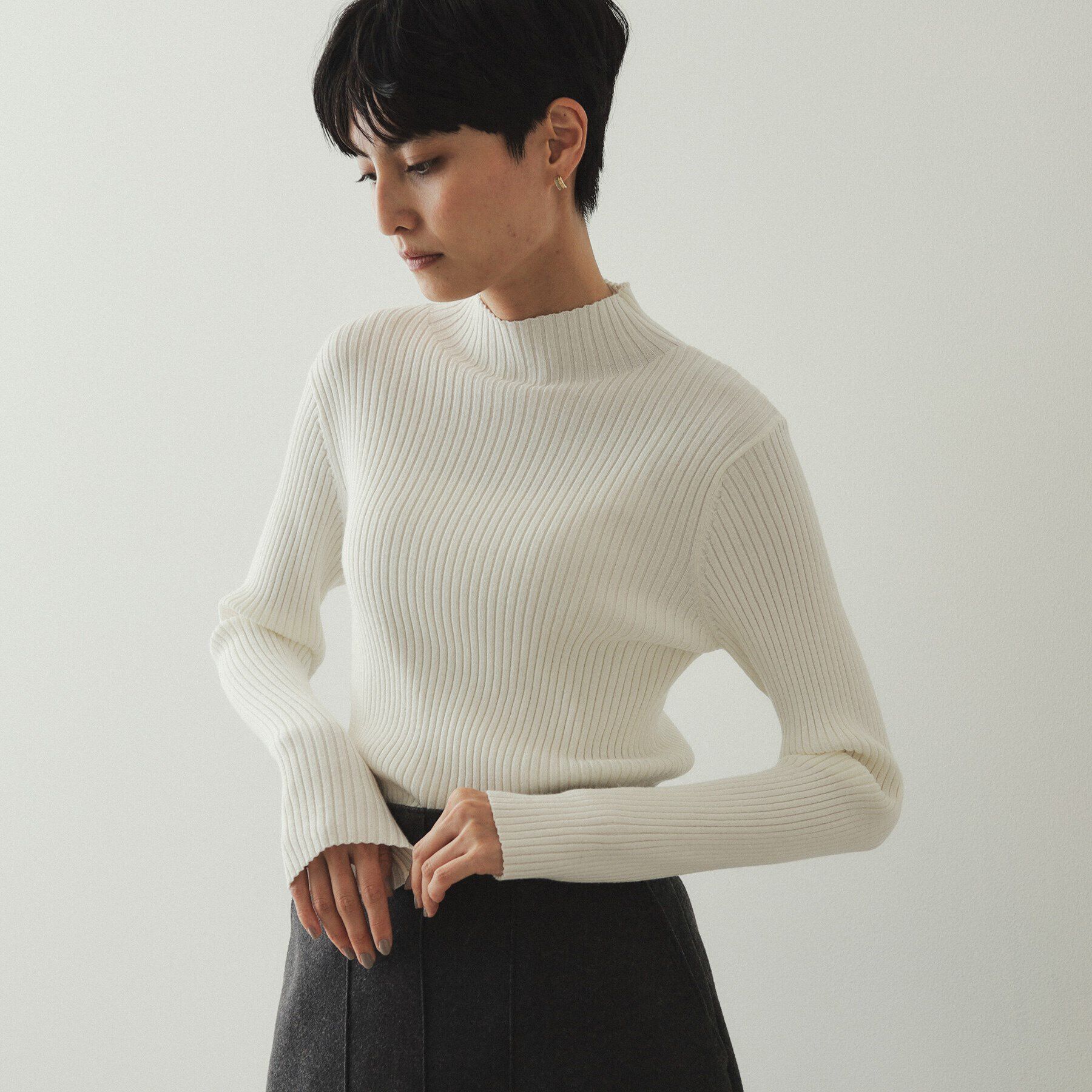 OPAQUE.CLIP「《5color/S-LLsize》もちもちハイネックリブニット【洗濯機洗い可】」|ニット・セーター|ホワイト(001)