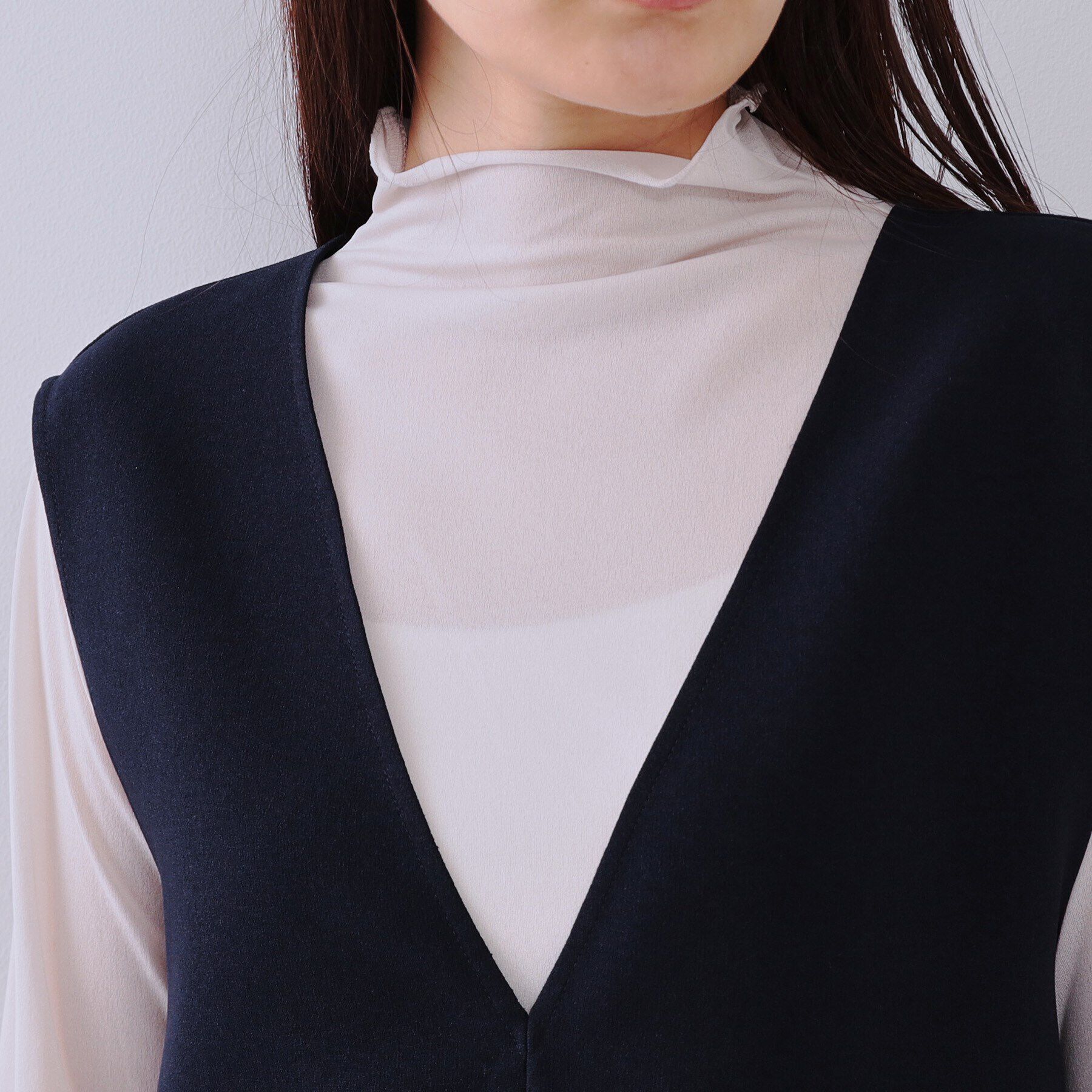 OPAQUE.CLIP「Vネックプルオーバーベスト【洗濯機洗い可】」|ベスト・ジレ|