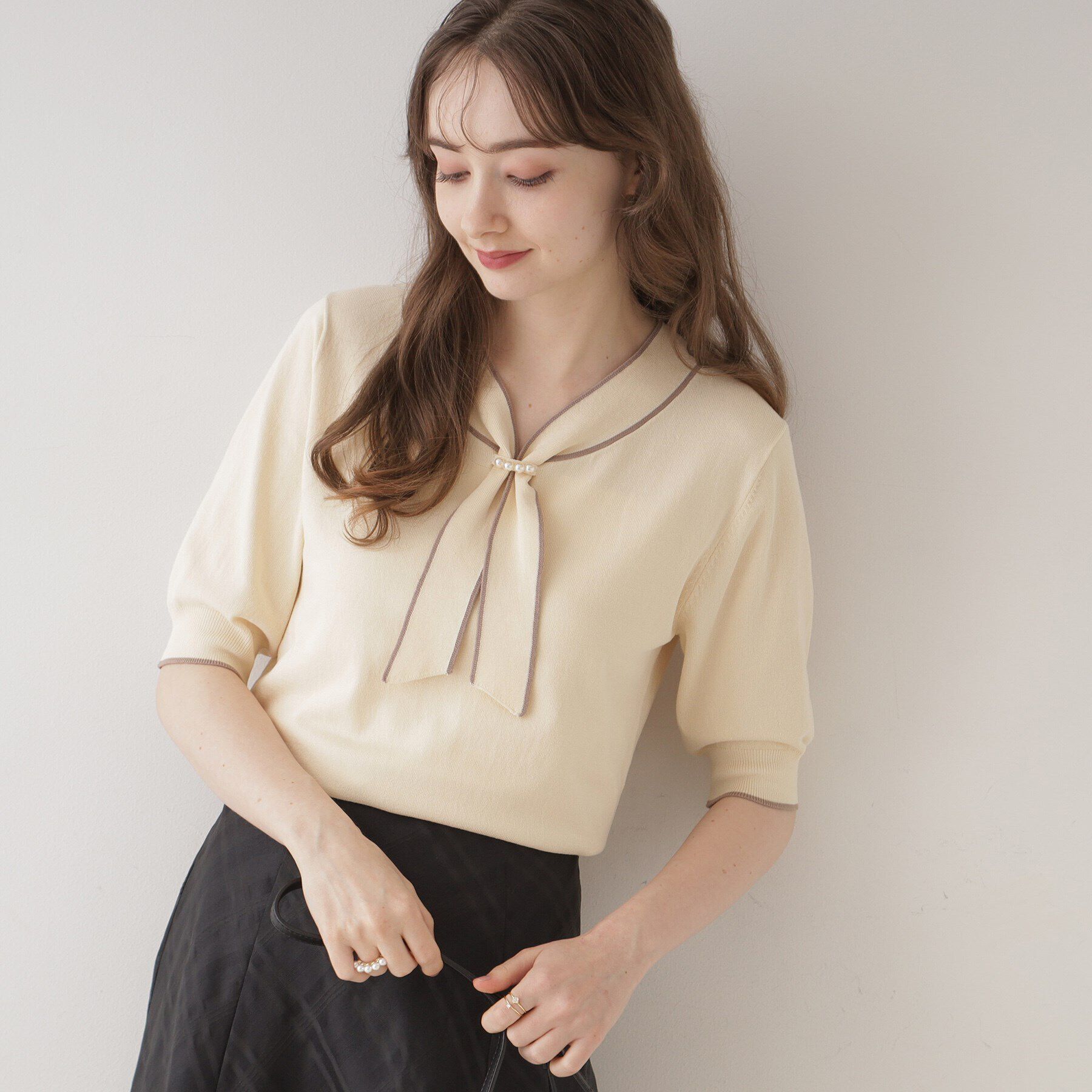 Couture broach「【上品なアクセントをプラス】配色フェイクパールタイ」|ニット・セーター|ｱｲﾎﾞﾘｰ(504)