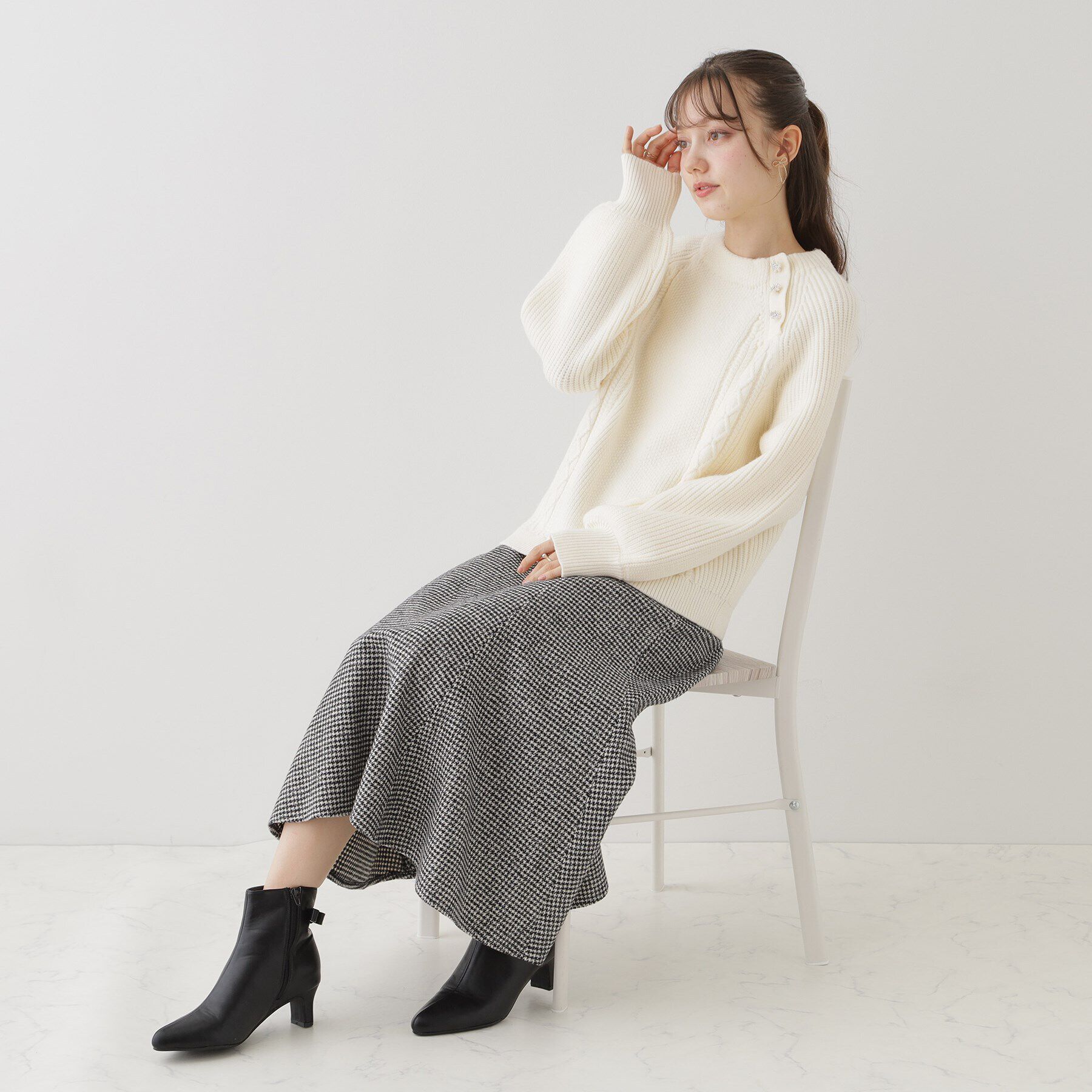 Couture broach「【大人フェミニン・ぽわん袖】スノー釦アラン柄ニット」|ニット・セーター|