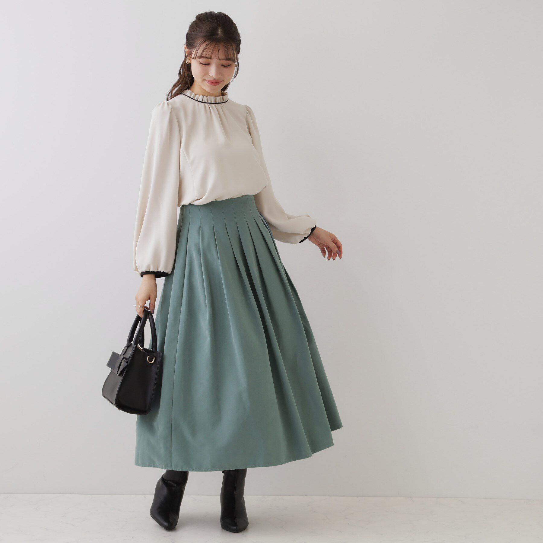 Couture broach「【スッキリ見えが叶う】マイクロスエードタックプリーツ」|スカート|