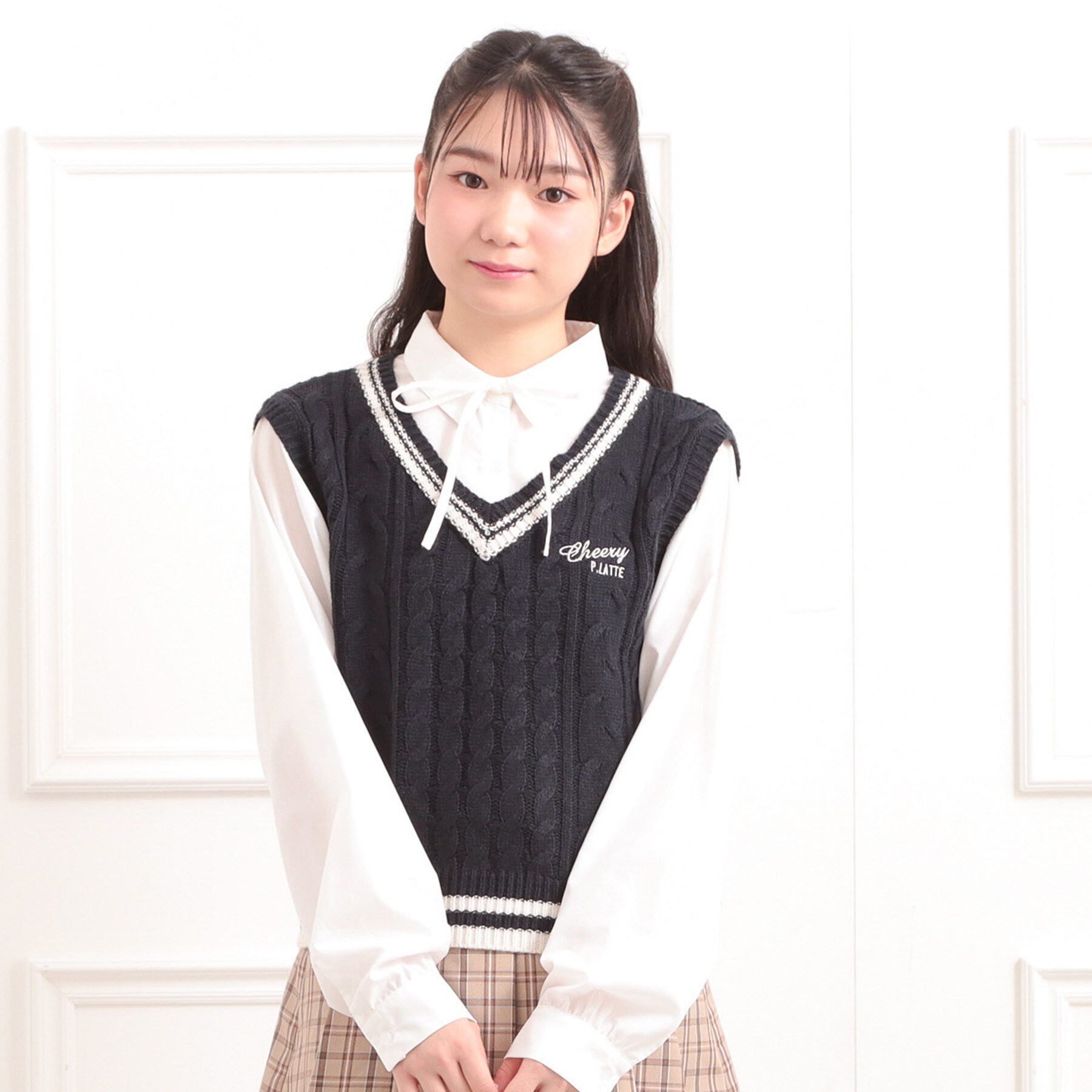 PINK-latte「ニットベストレイヤード長袖シャツ」|シャツ・ブラウス|