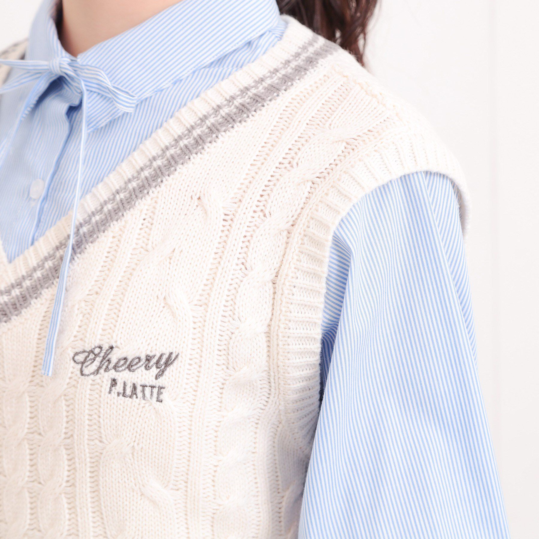 PINK-latte「ニットベストレイヤード長袖シャツ」|シャツ・ブラウス|