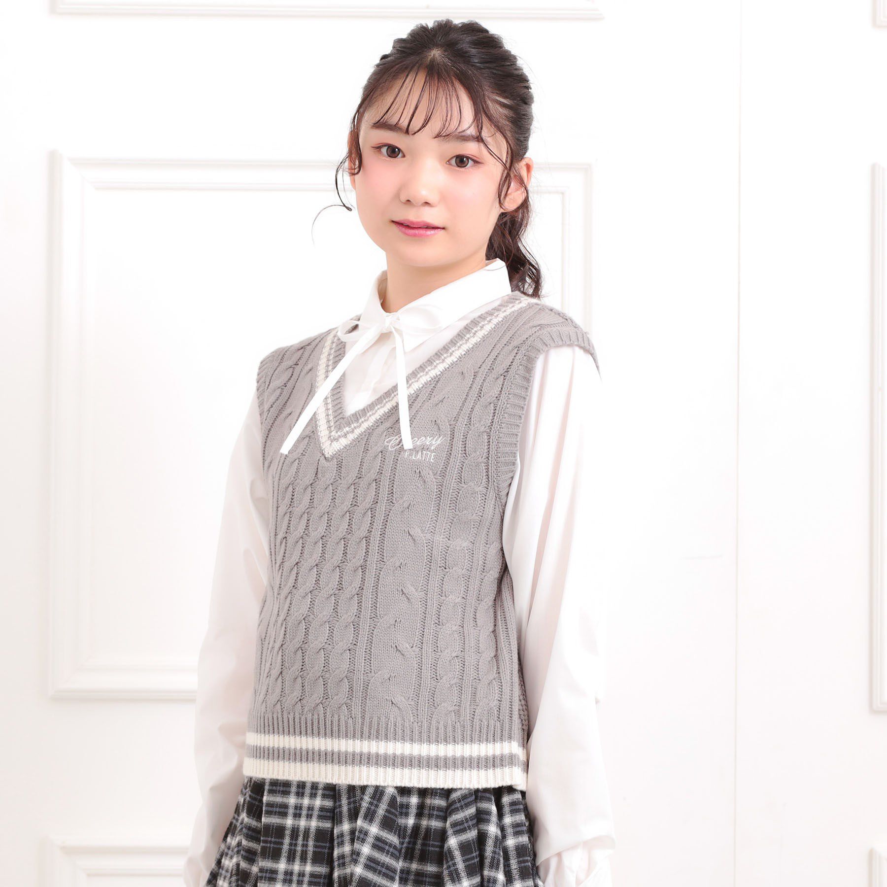 PINK-latte「ニットベストレイヤード長袖シャツ」|シャツ・ブラウス|グレー(012)