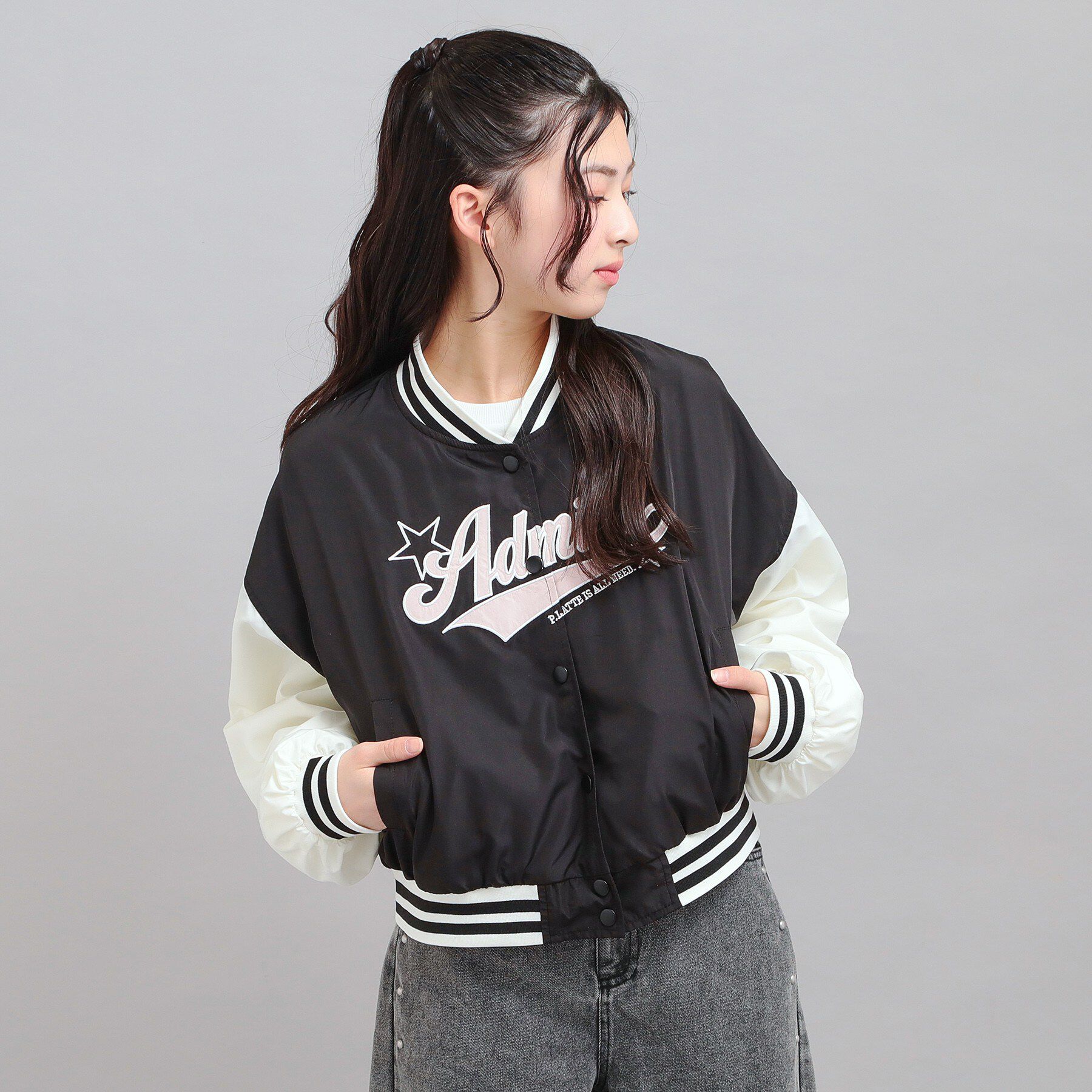 PINK-latte「チアロゴアップリケスタジャン」|ブルゾン・スタジャン|