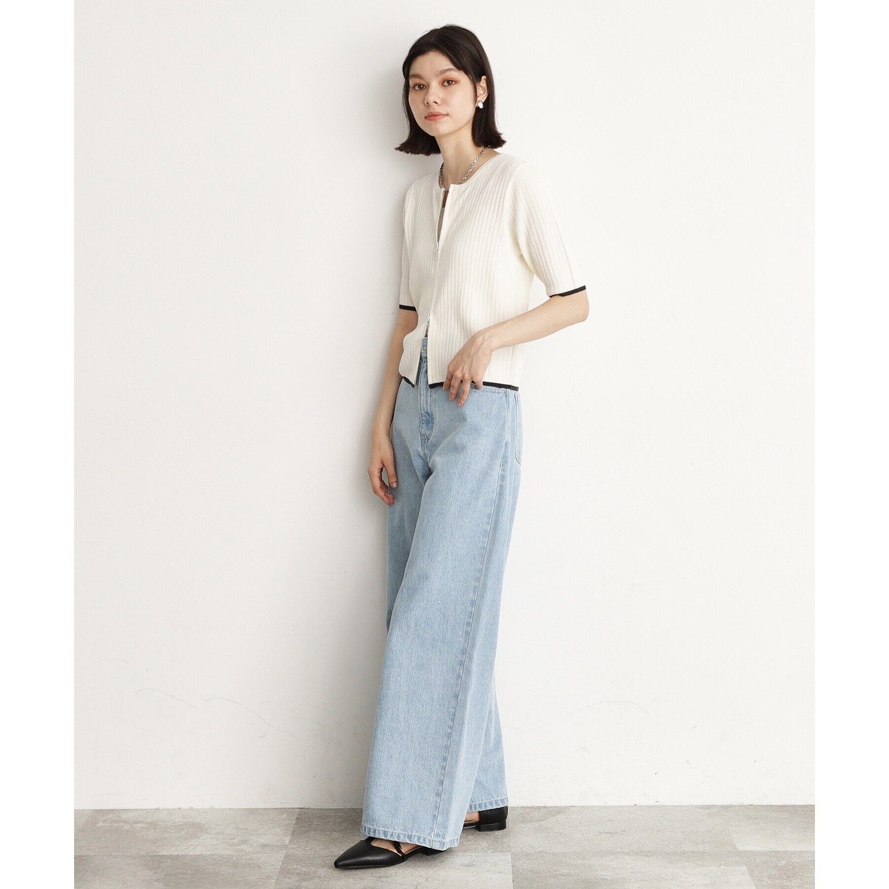 THE SHOP TK「【＠BAILA掲載】クリスタル＆箔プリントワイドデニムパンツ」|デニム|