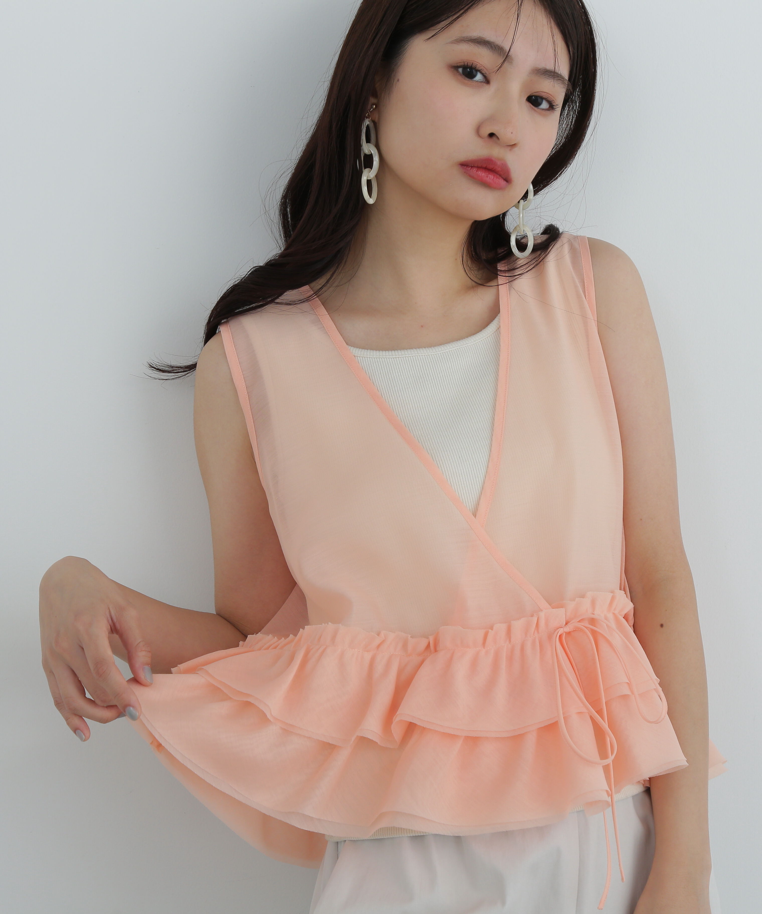  「フリルレイヤードジレ」|シャツ・ブラウス|サーモンピン