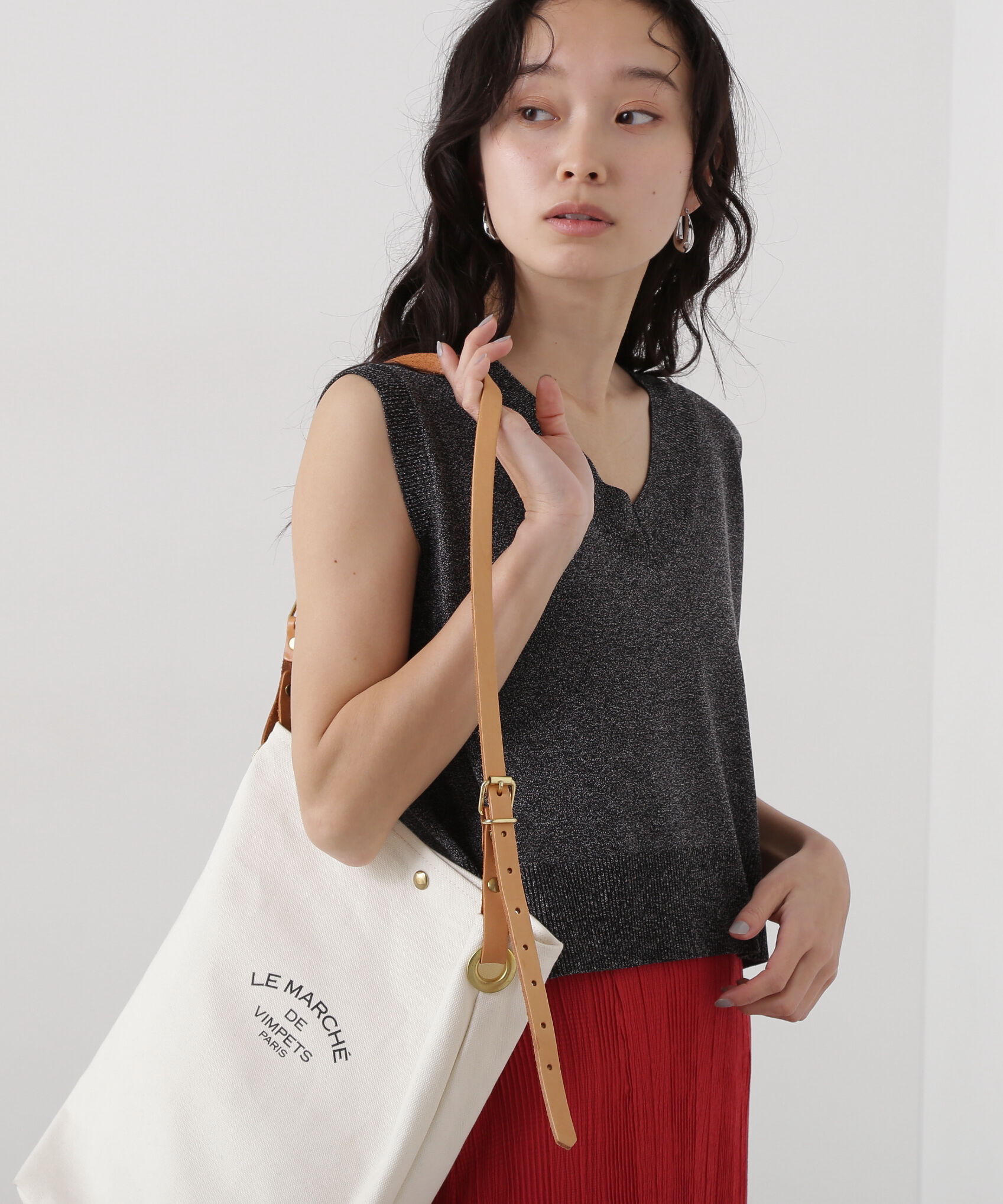  「Vネックショートベスト」|ニット・セーター|