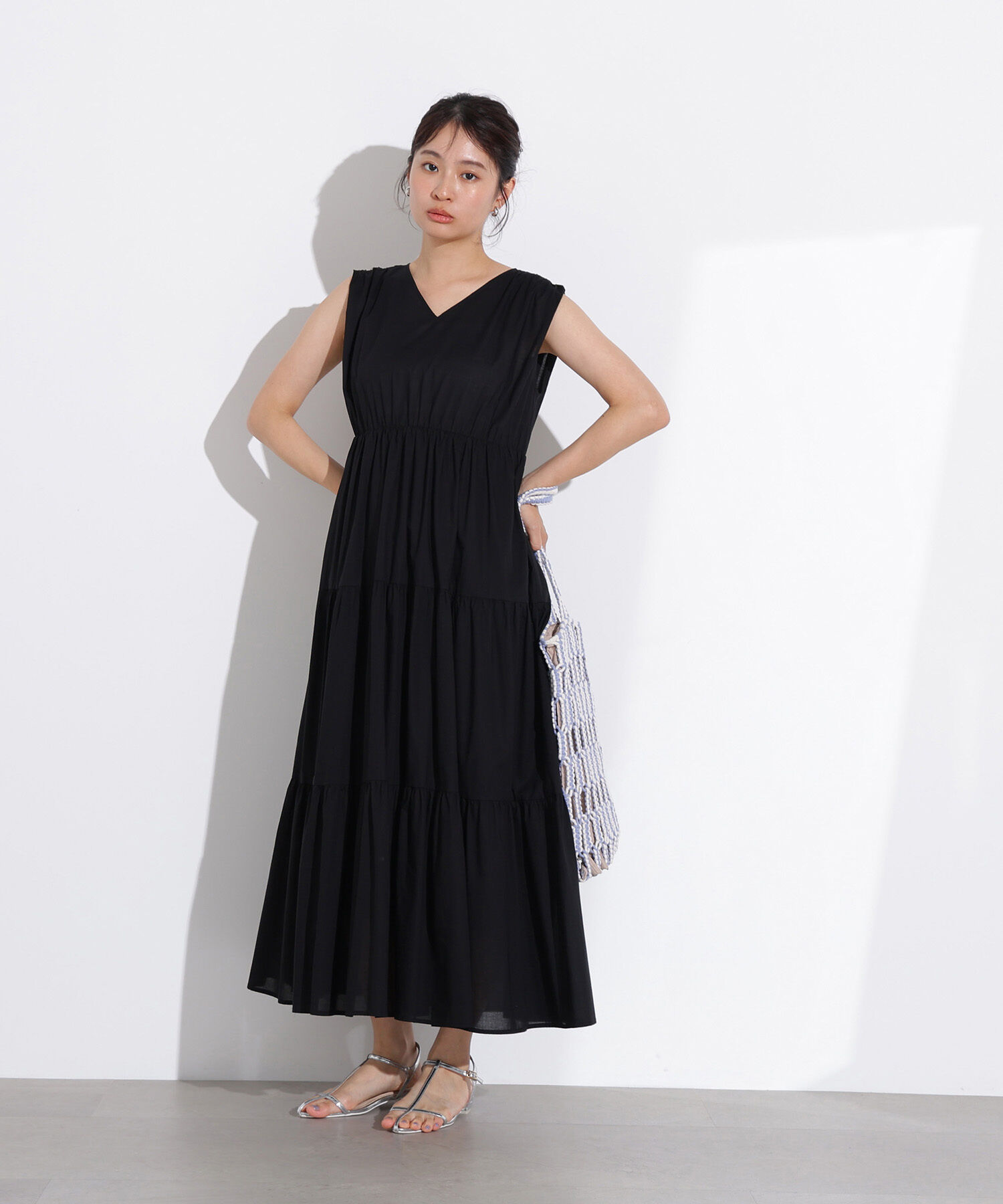 「コットンVネックティアードワンピース」|ワンピース|