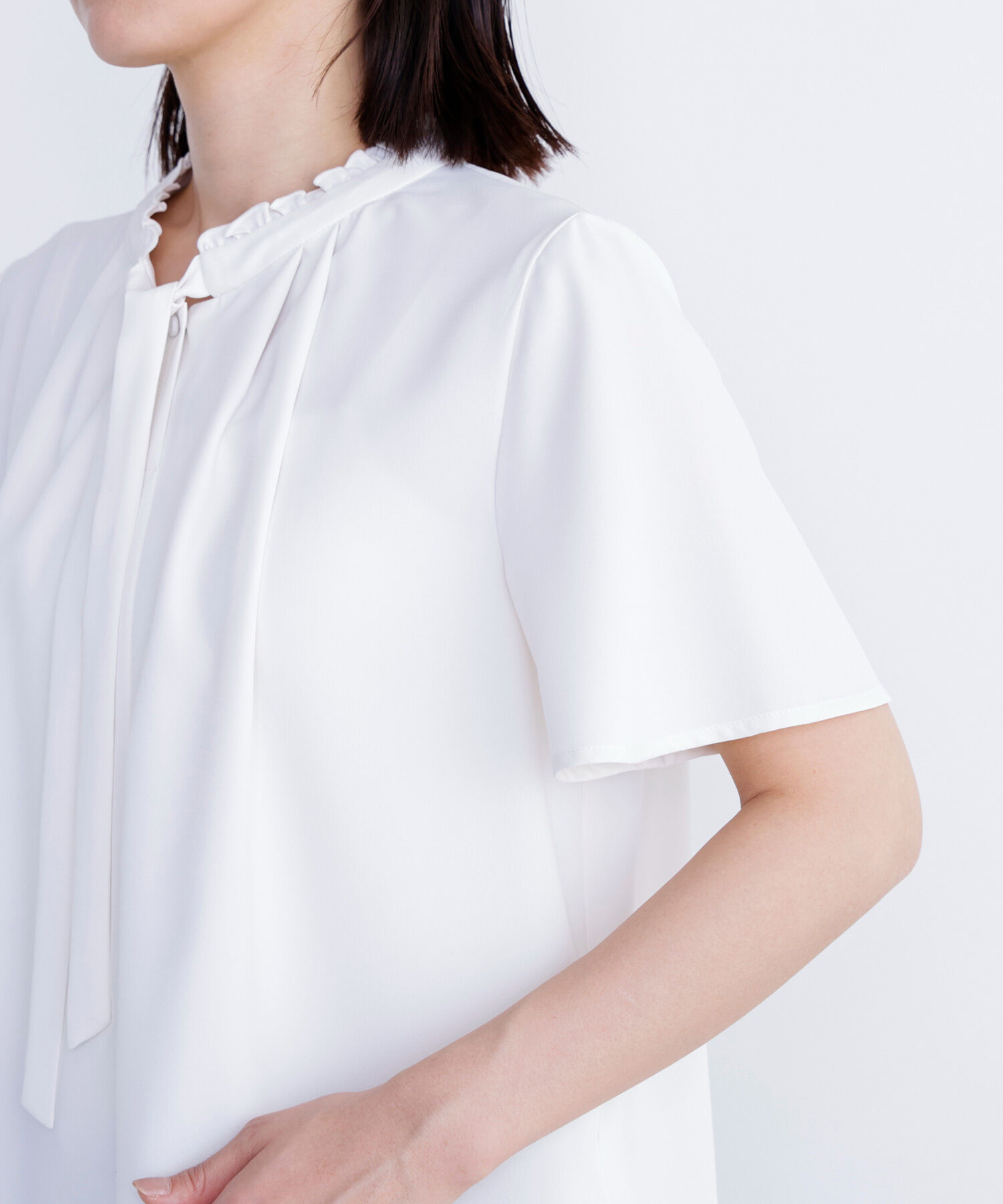  「フリルネックナローボウタイブラウス」|シャツ・ブラウス|