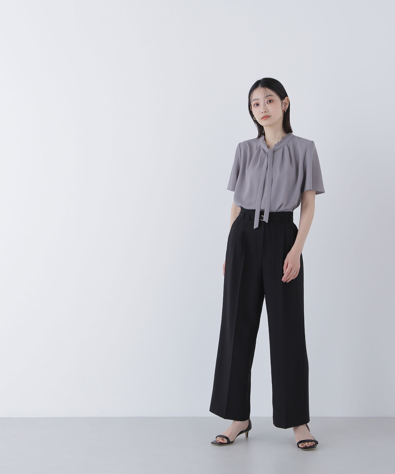  「フリルネックナローボウタイブラウス」|シャツ・ブラウス|