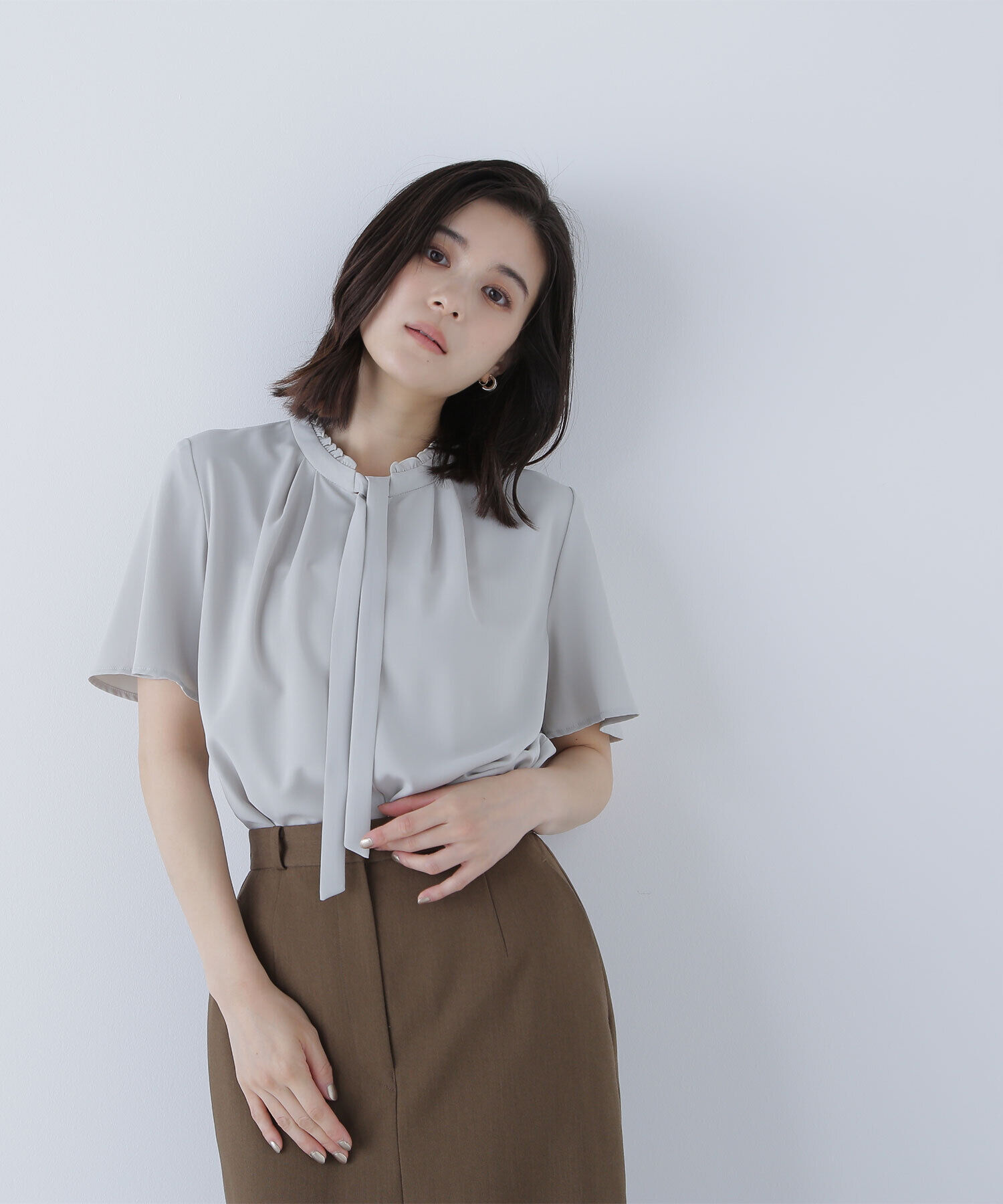  「フリルネックナローボウタイブラウス」|シャツ・ブラウス|ペールグリー