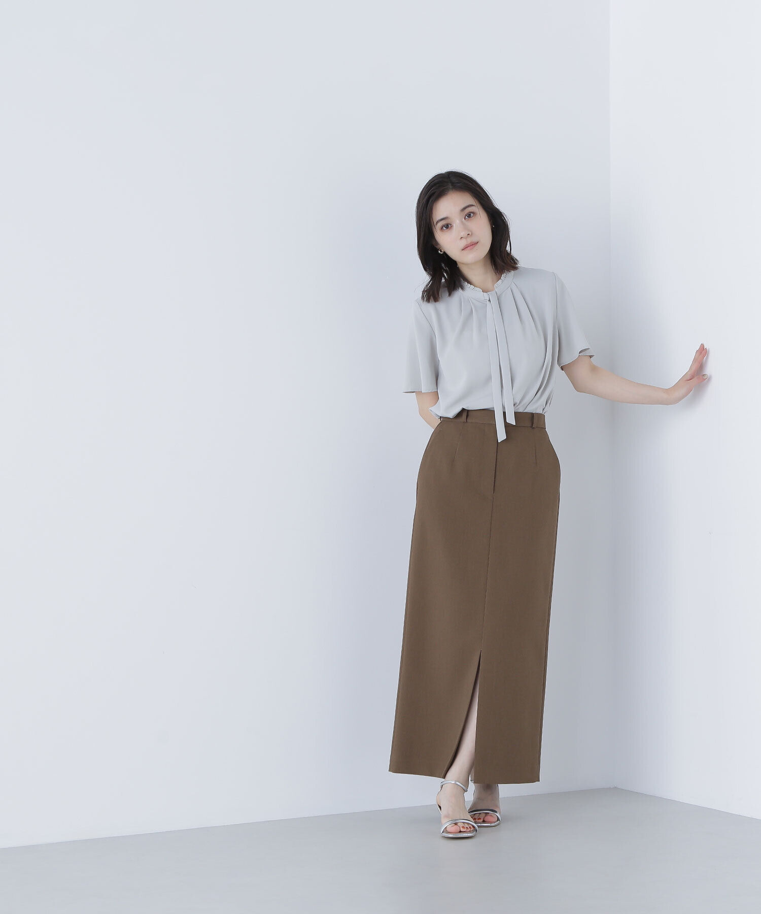  「フリルネックナローボウタイブラウス」|シャツ・ブラウス|