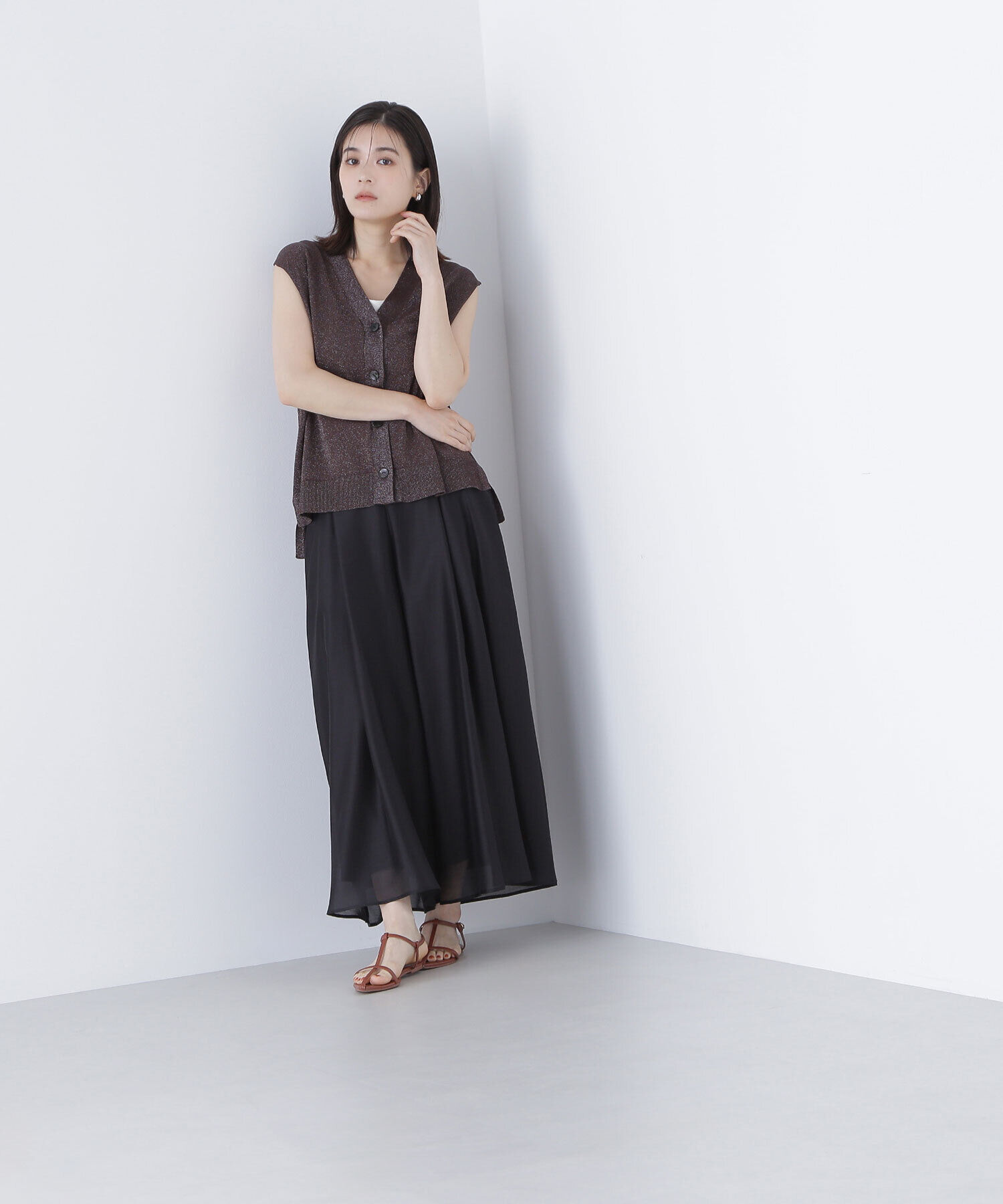  「スパークVネックニットベスト」|ニット・セーター|