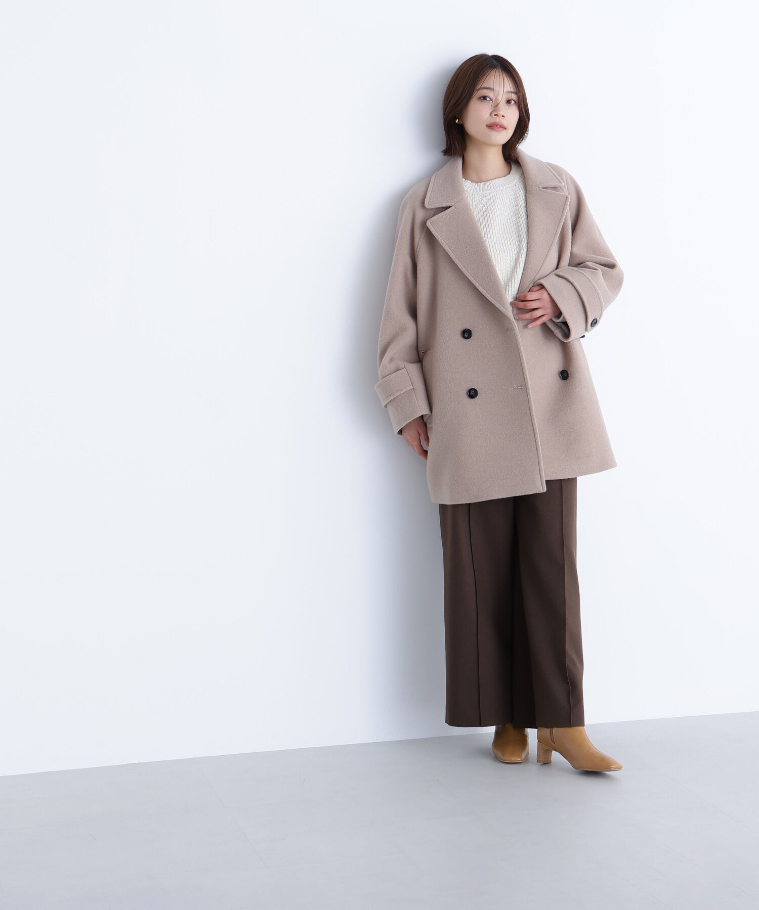  「ダブルブレストフォルムミドルコート」|ブルゾン・スタジャン|