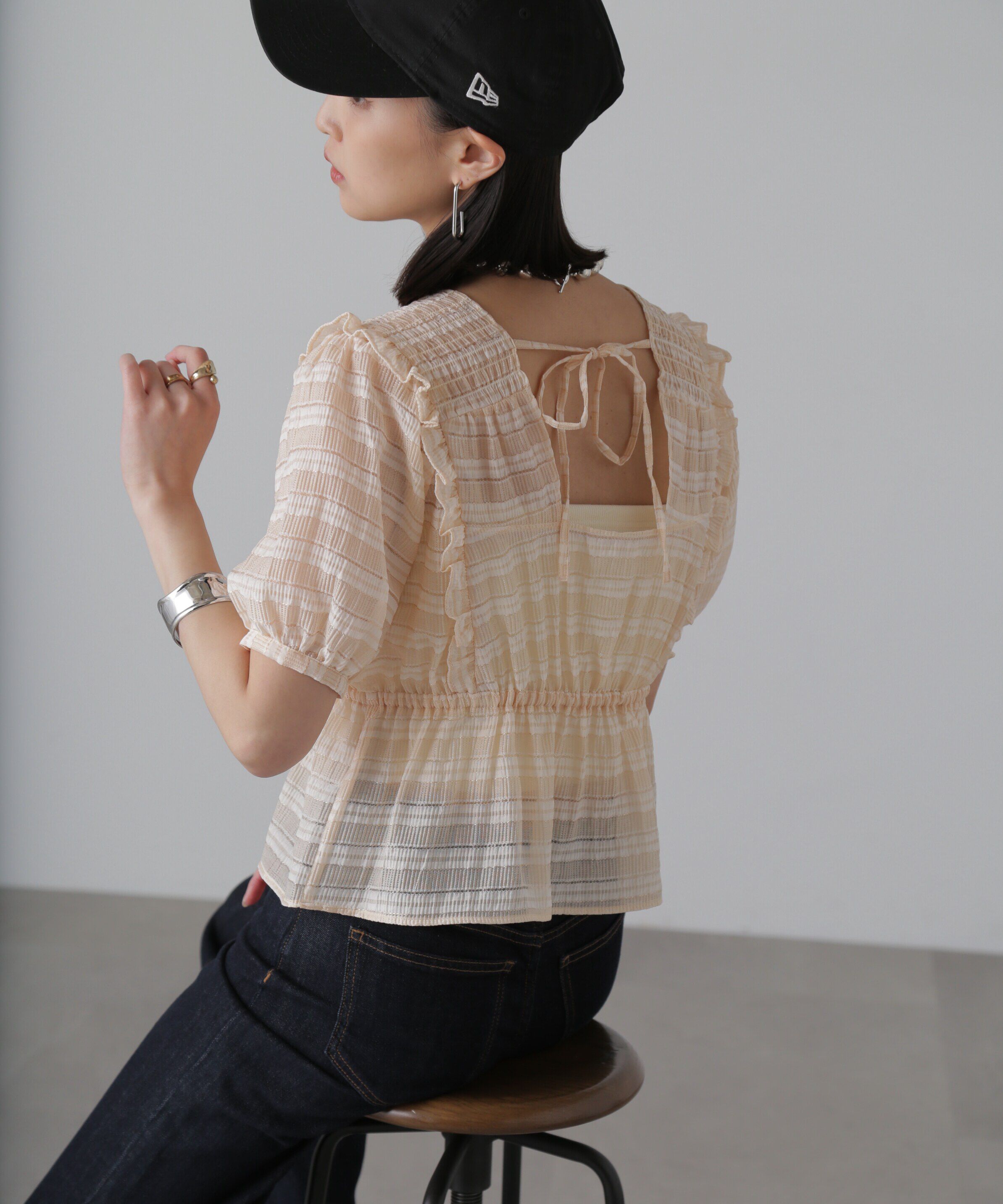  「肩フリルシャーリングペプラムブラウス」|シャツ・ブラウス|
