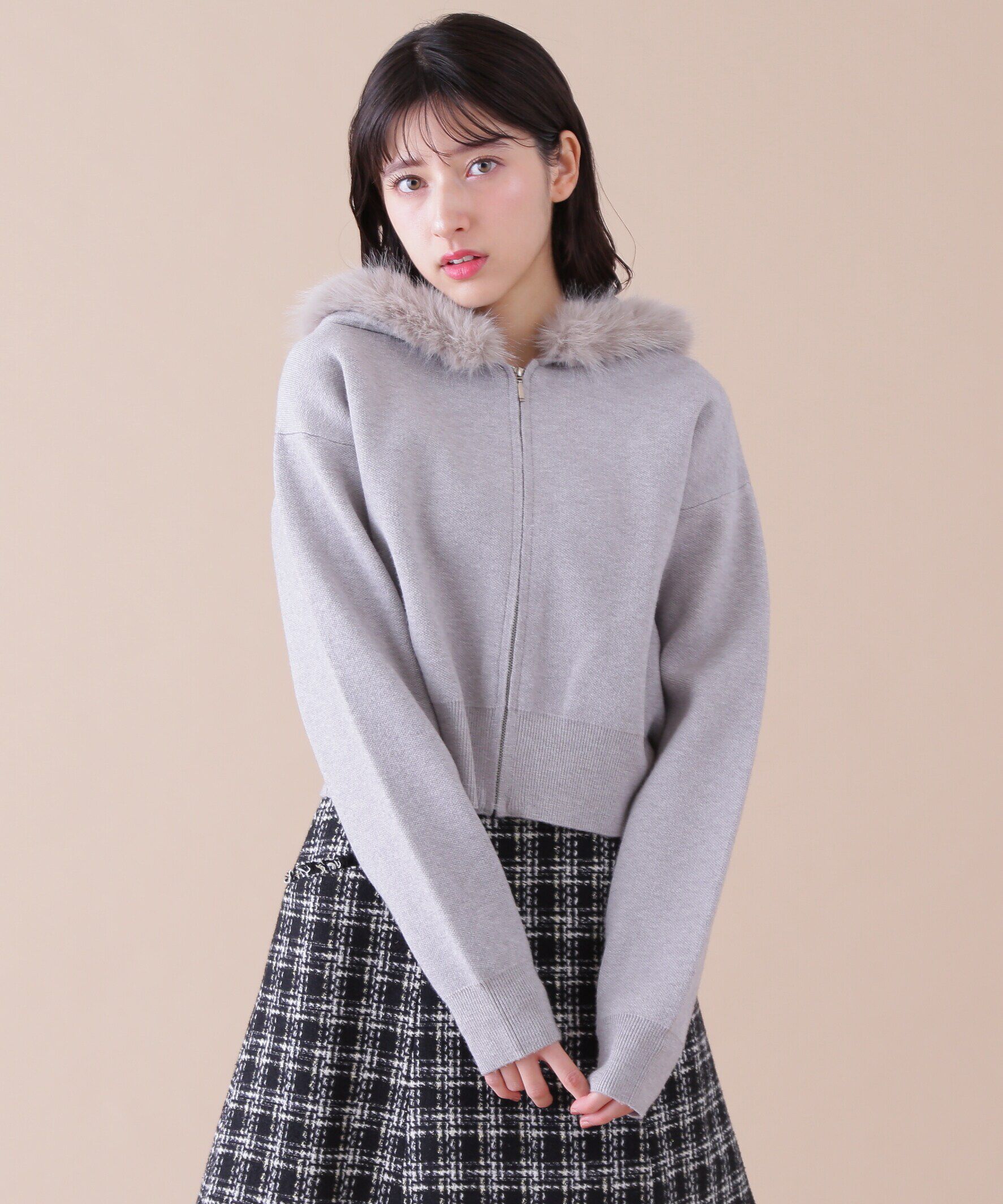  「ボリュームフェイクファーニットパーカー」|ニット・セーター|