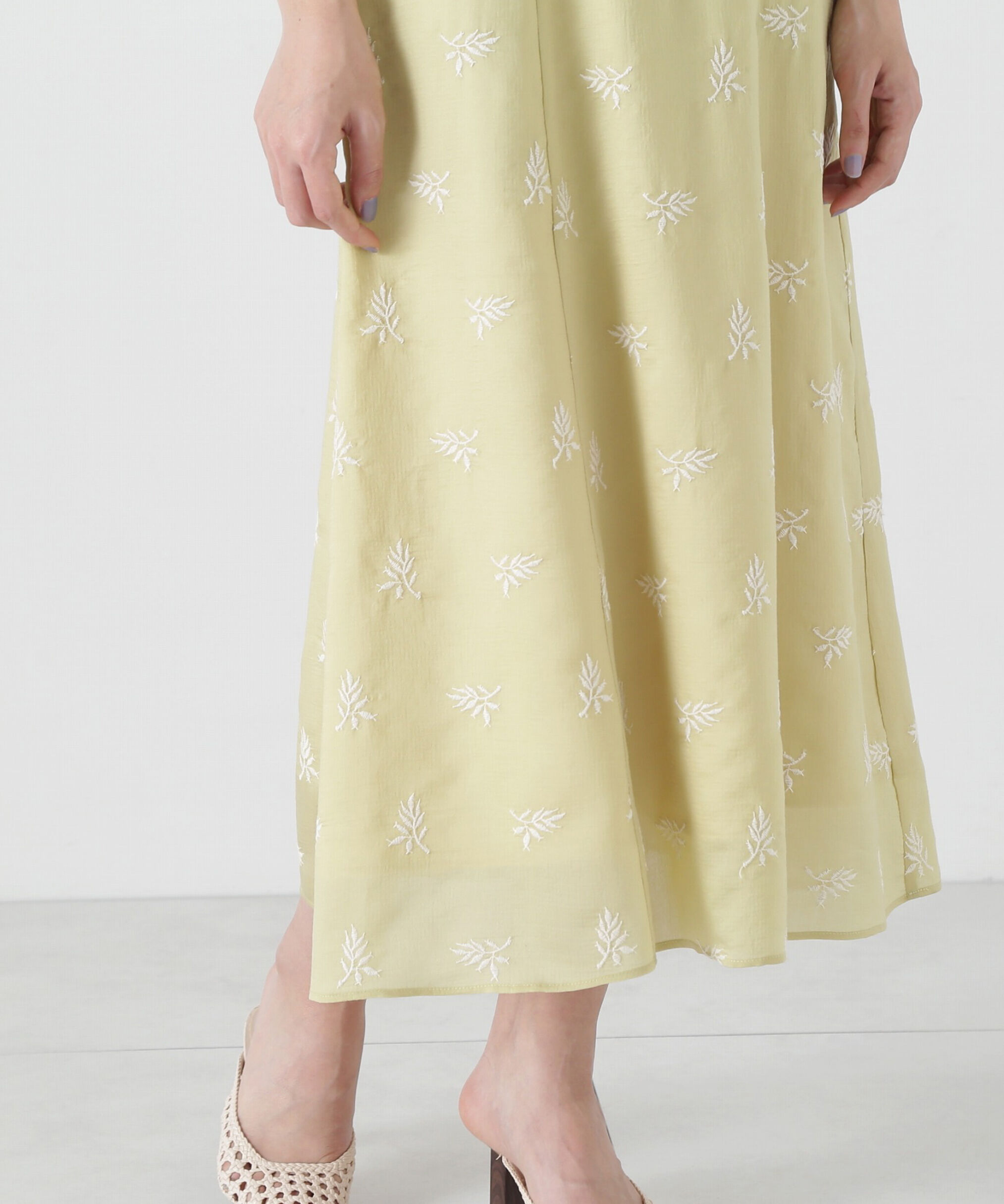 PROPORTION BODY DRESSING「花柄刺繍ワンピース」|ワンピース|