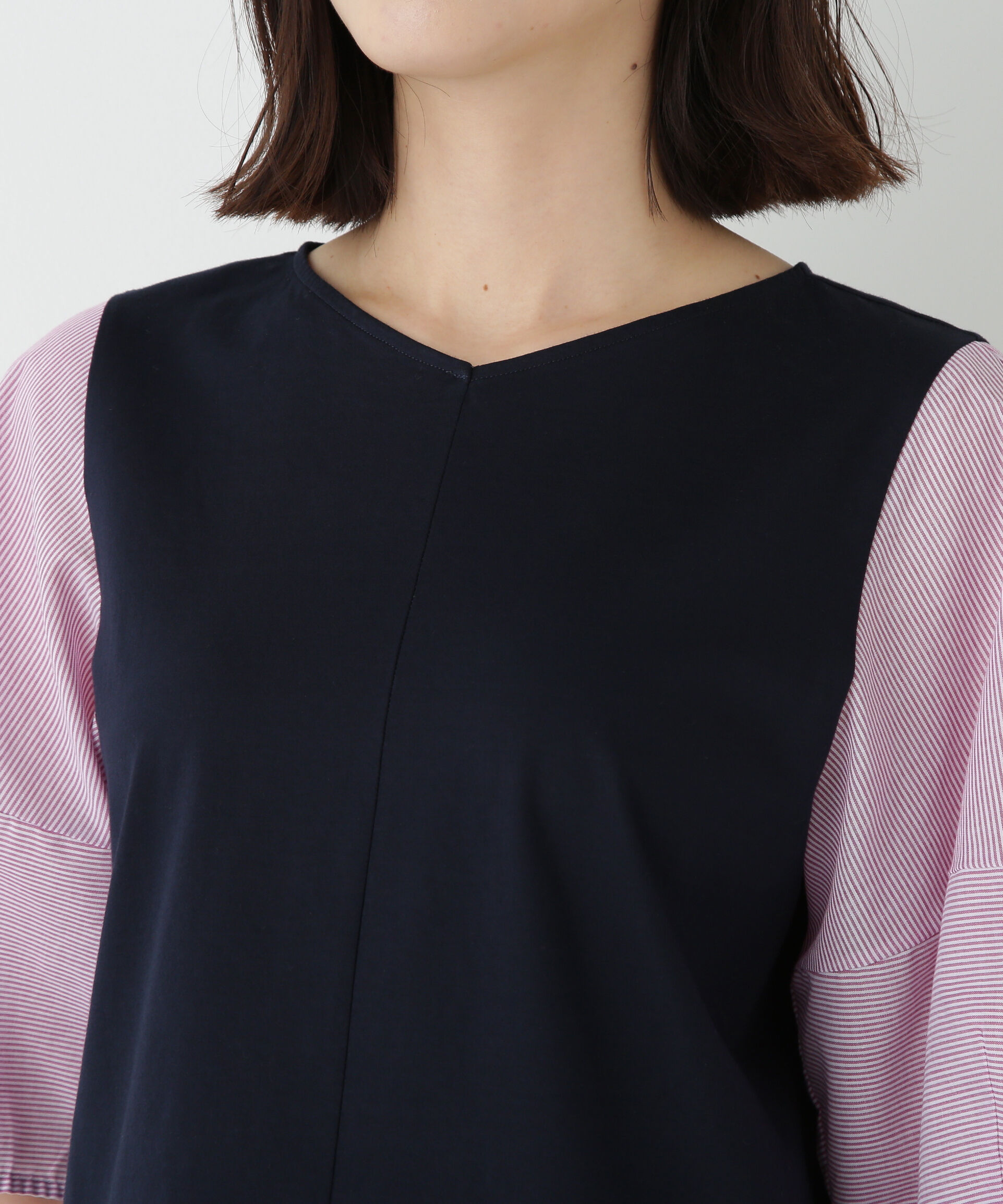  「◆シアーストライプドッキングＶネックカットソープルオーバー」|Tシャツ・カットソー|