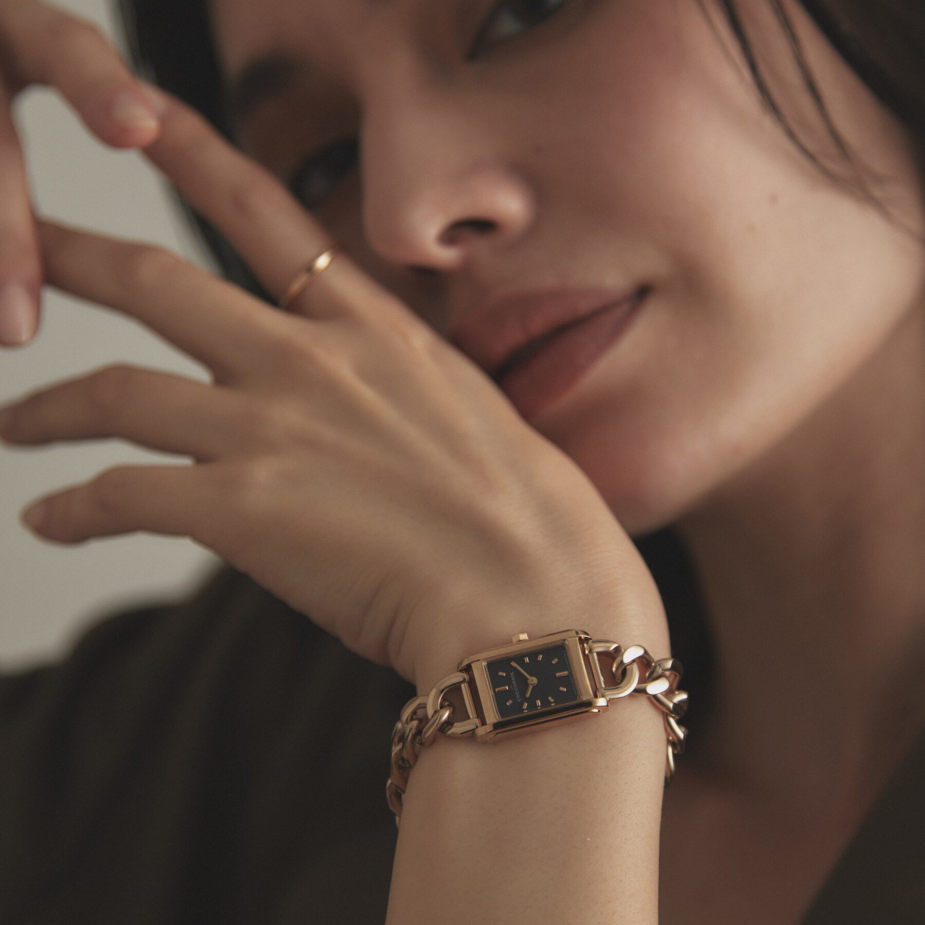 COCOSHNIK「RGスクエアチェーンベルト ウォッチ（ブラック）」|腕時計|