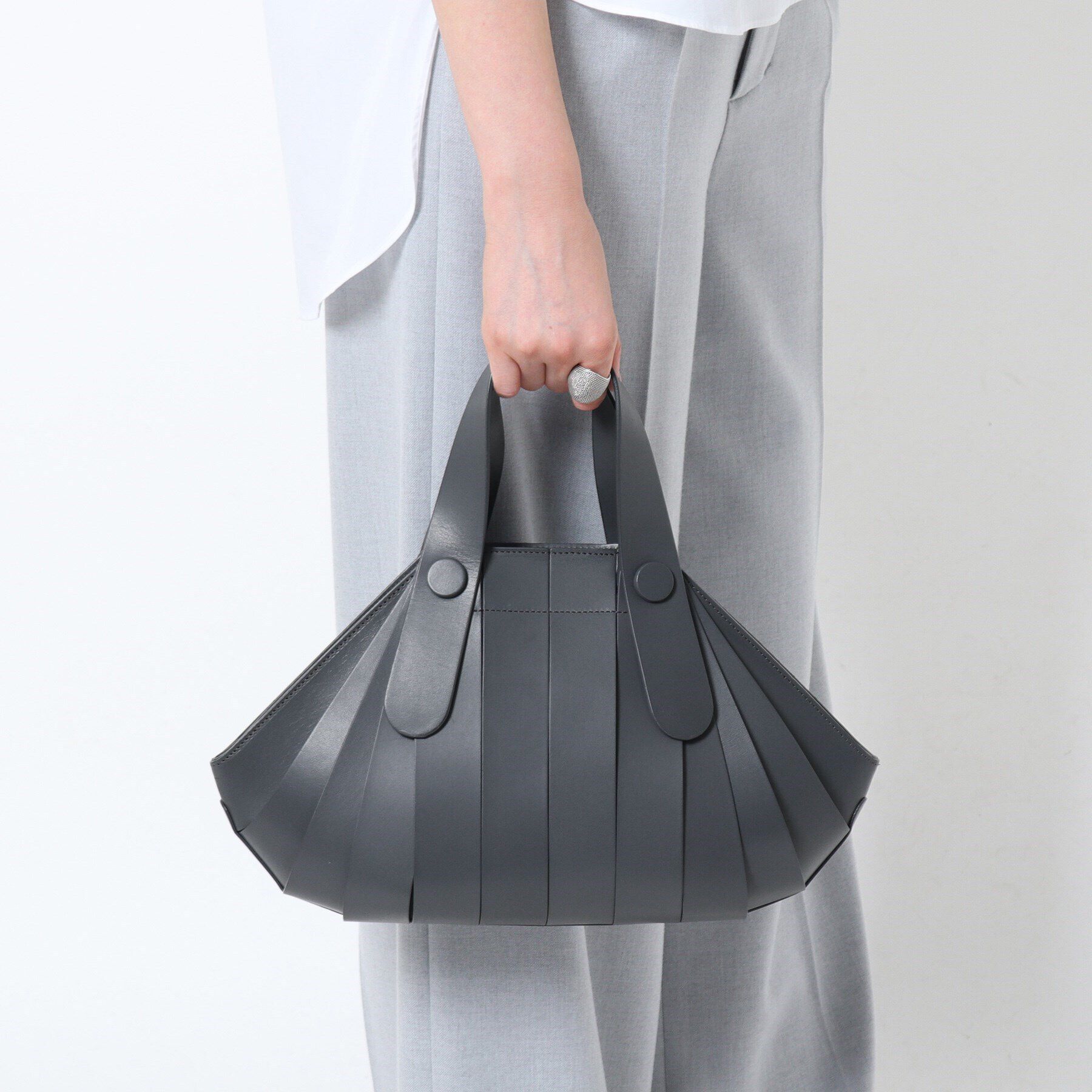 HIROKO HAYASHI「OSSO(オッソ) ハンドバッグ」|ハンドバッグ|