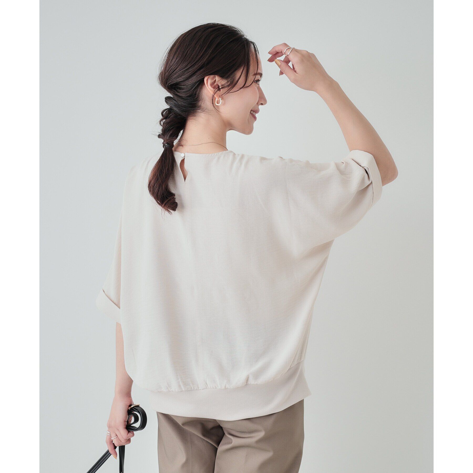 SHOO･LA･RUE「【洗える/UV/イージーケア】ドルマン 5分袖ブラウス」|シャツ・ブラウス|