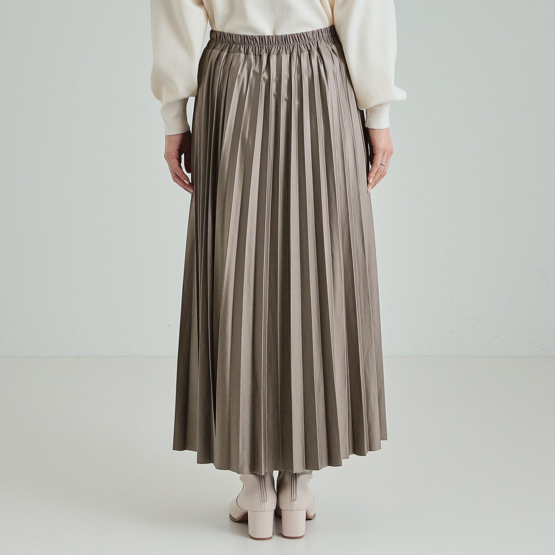 SHOO･LA･RUE「微光沢で華やか レザー調プリーツスカート」|スカート|